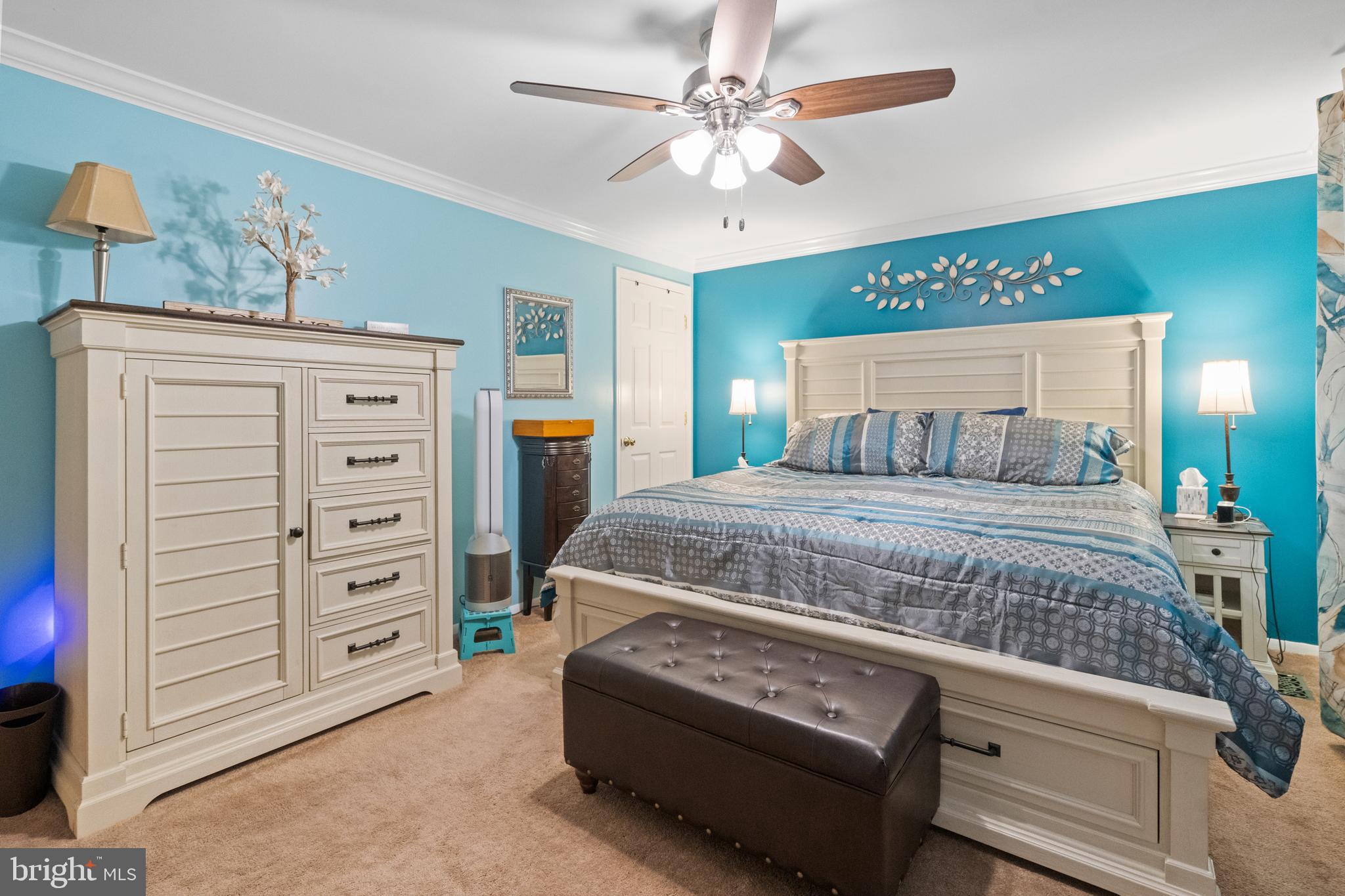 NEWINGTON FOREST - Residential