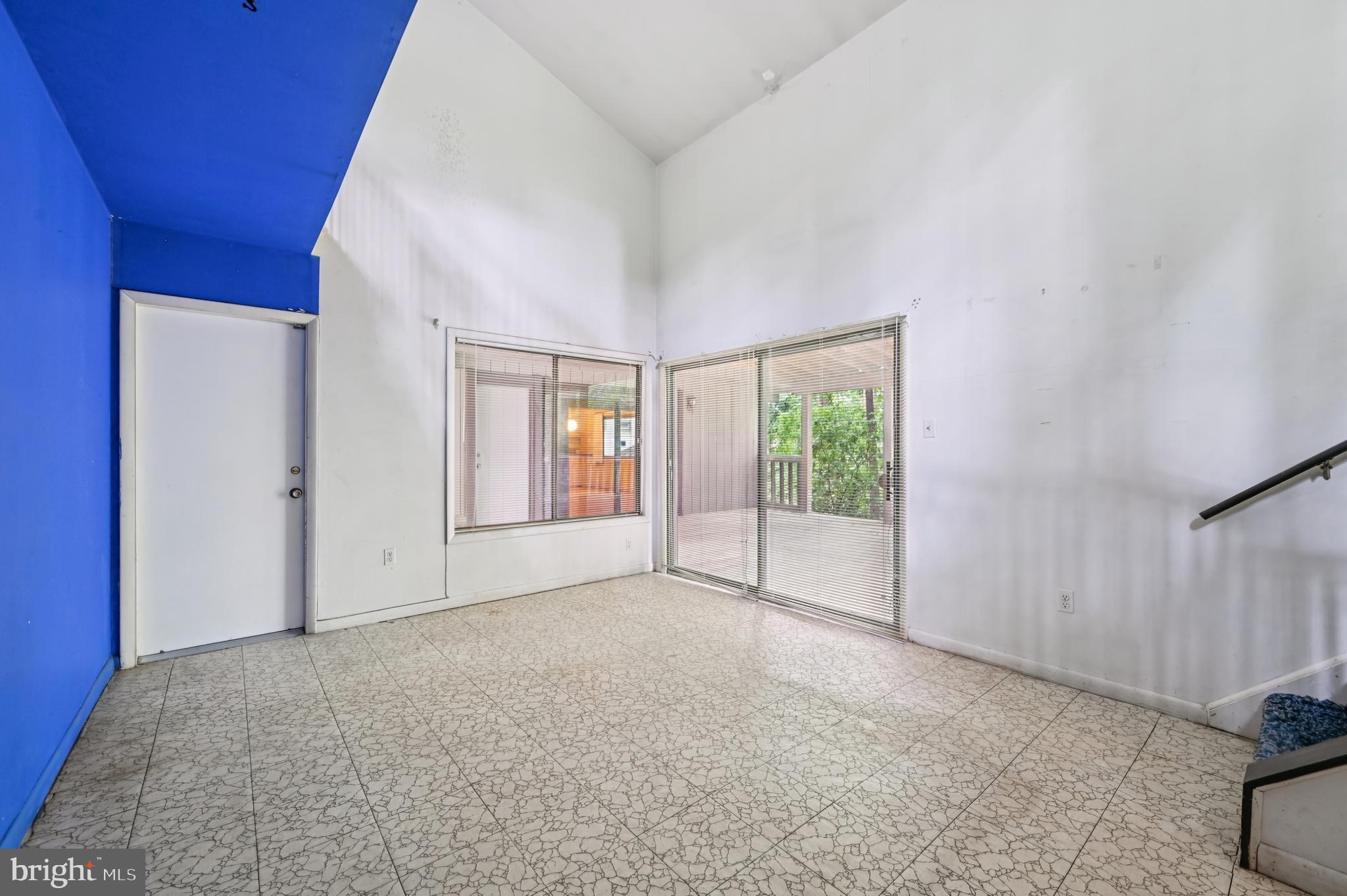 VILLAGE OF HARPERS CHOICE - Residential