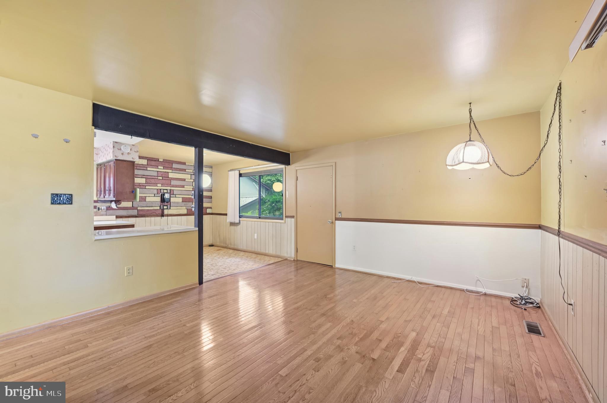 VILLAGE OF HARPERS CHOICE - Residential