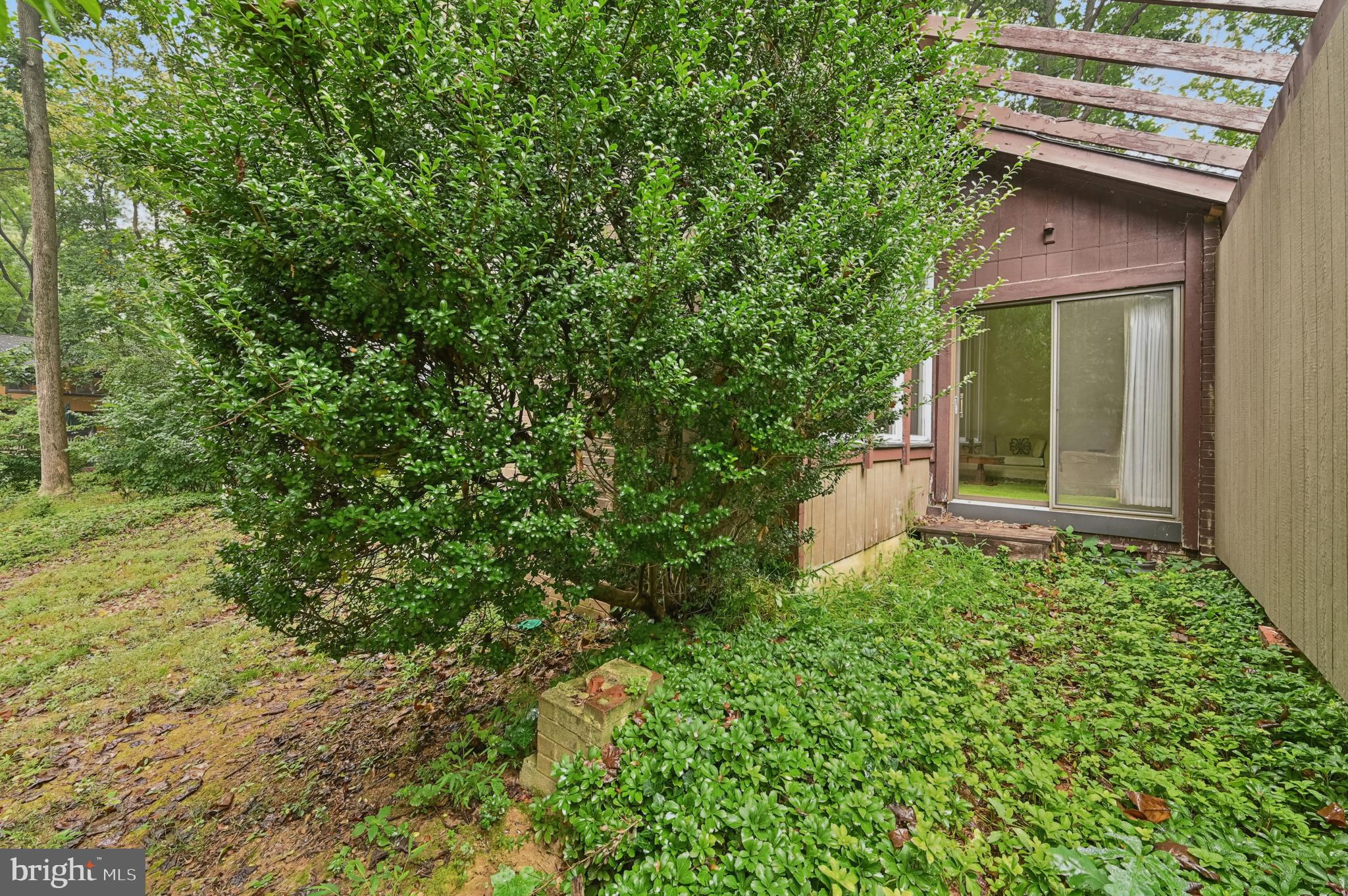 VILLAGE OF HARPERS CHOICE - Residential