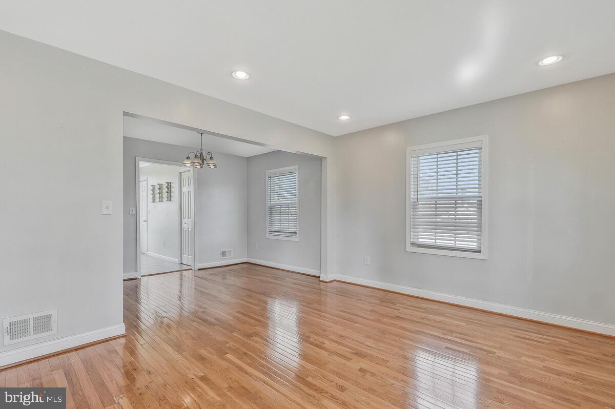 MARY MASON VILLAGE - Residential