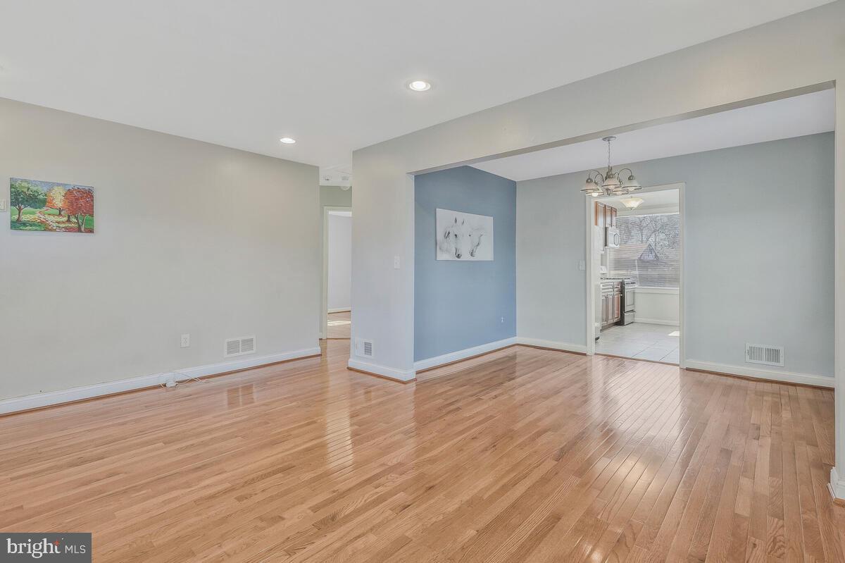 MARY MASON VILLAGE - Residential