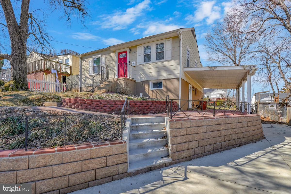 MARY MASON VILLAGE - Residential