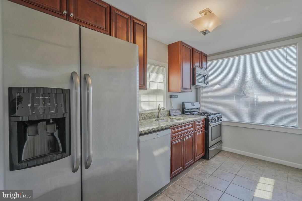 MARY MASON VILLAGE - Residential