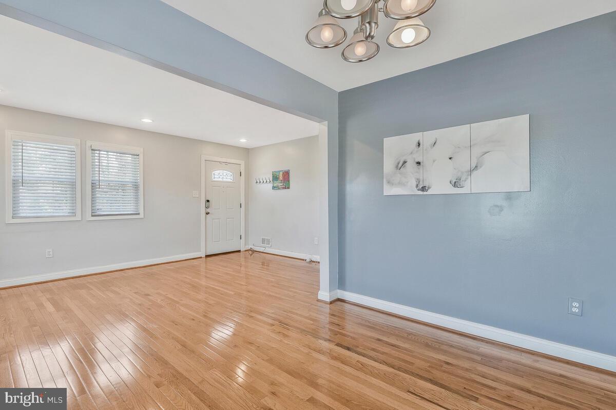 MARY MASON VILLAGE - Residential