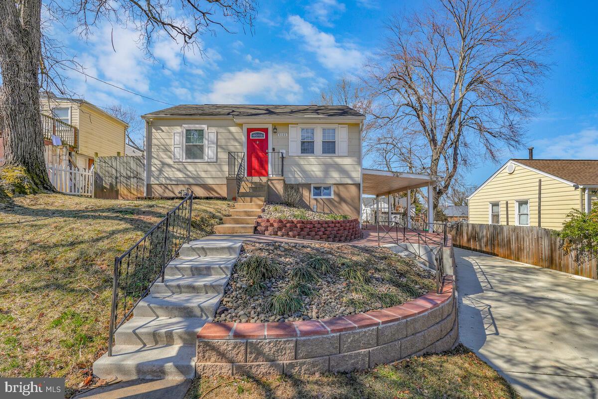 MARY MASON VILLAGE - Residential