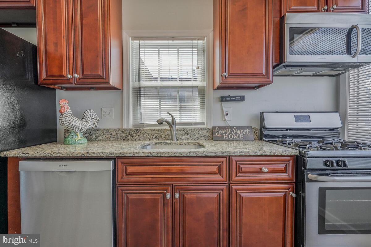 MARY MASON VILLAGE - Residential