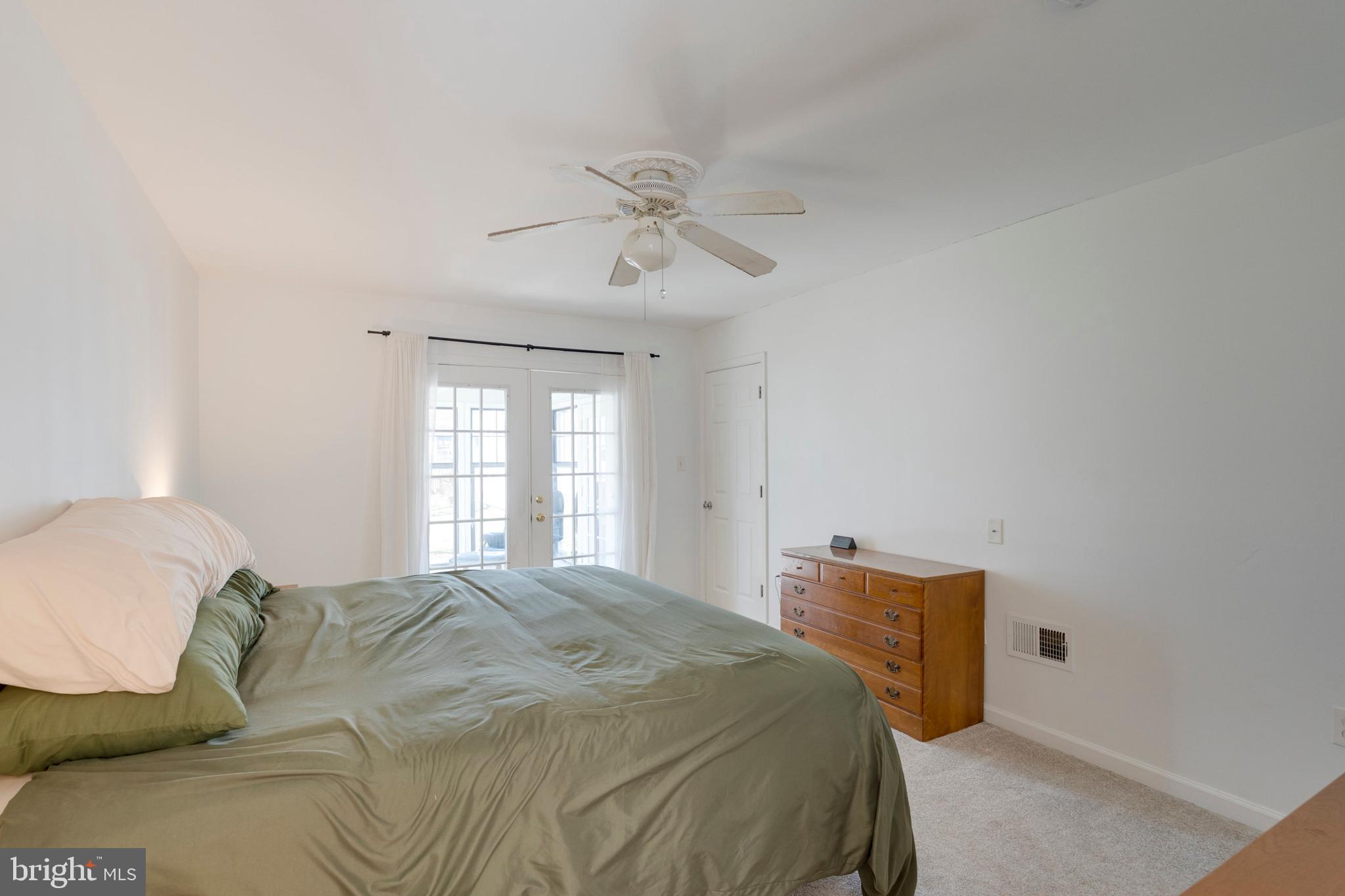 MANASSAS PARK - Residential Lease