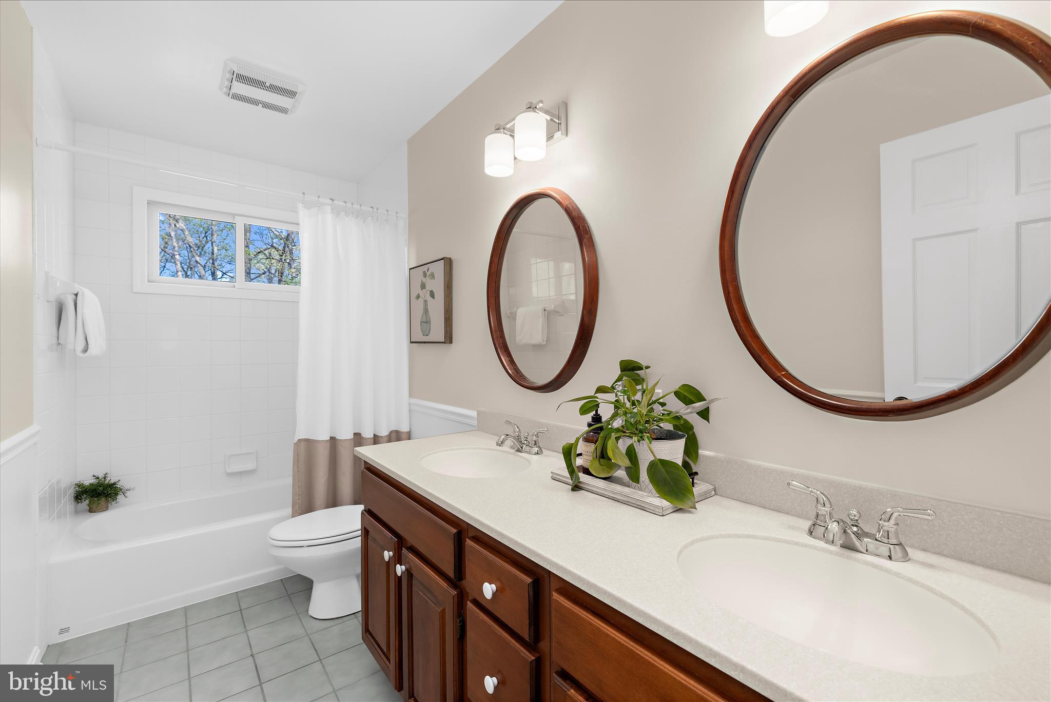 ULMSTEAD ESTATES - Residential