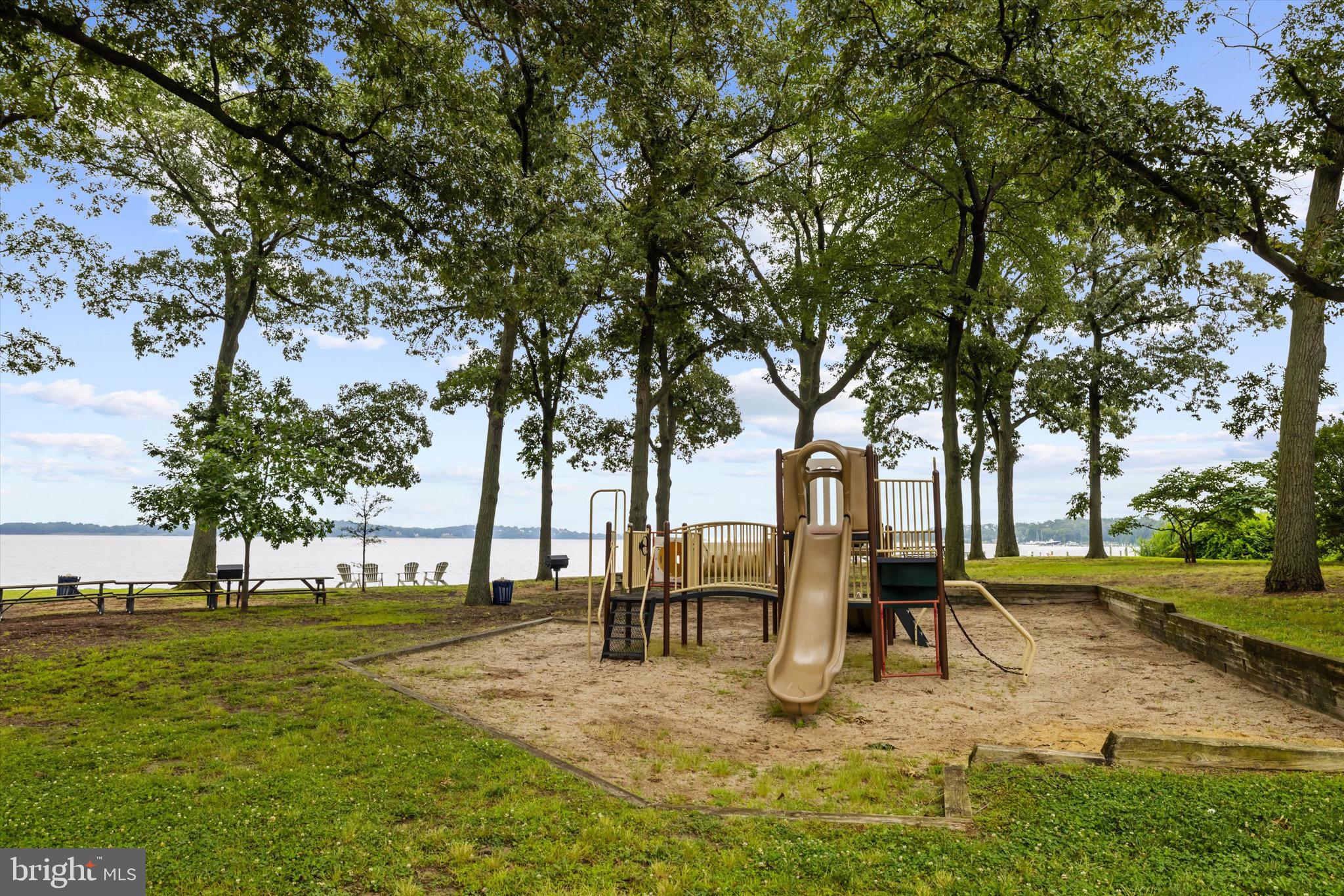 ULMSTEAD ESTATES - Residential