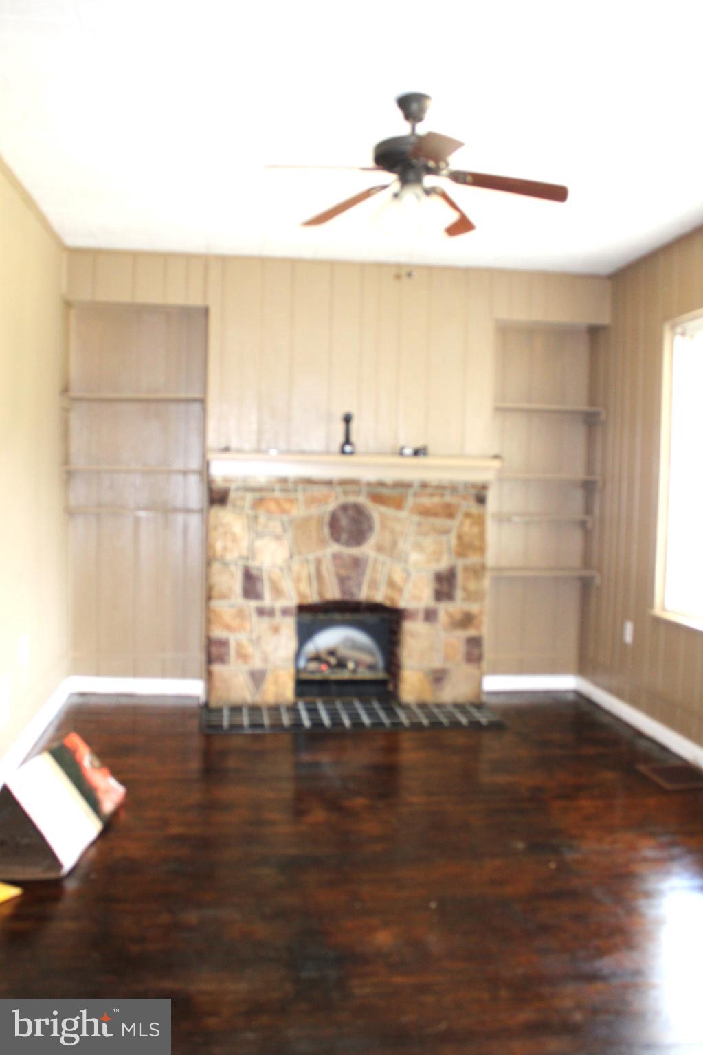 NORTH END - Residential