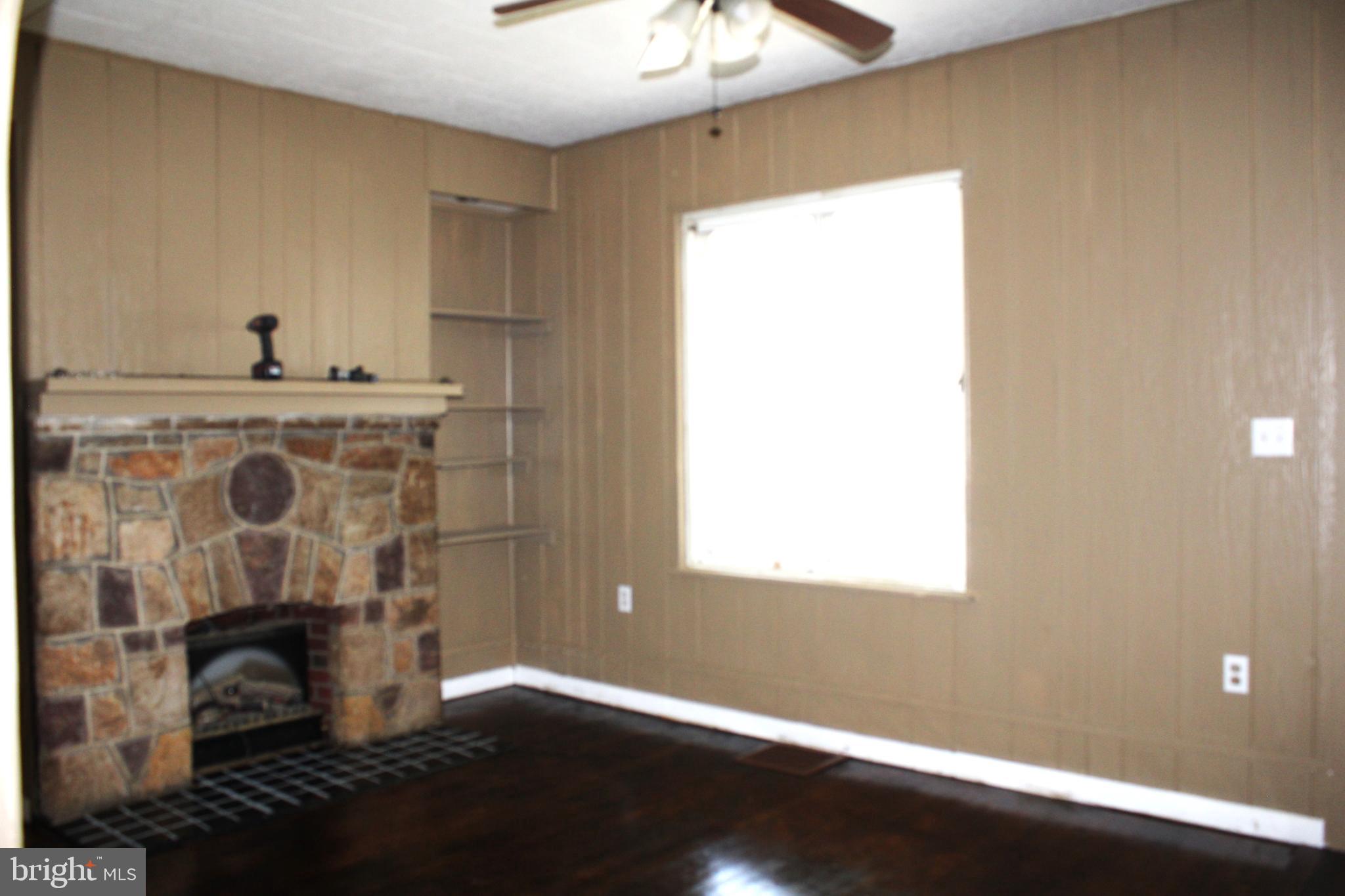 NORTH END - Residential