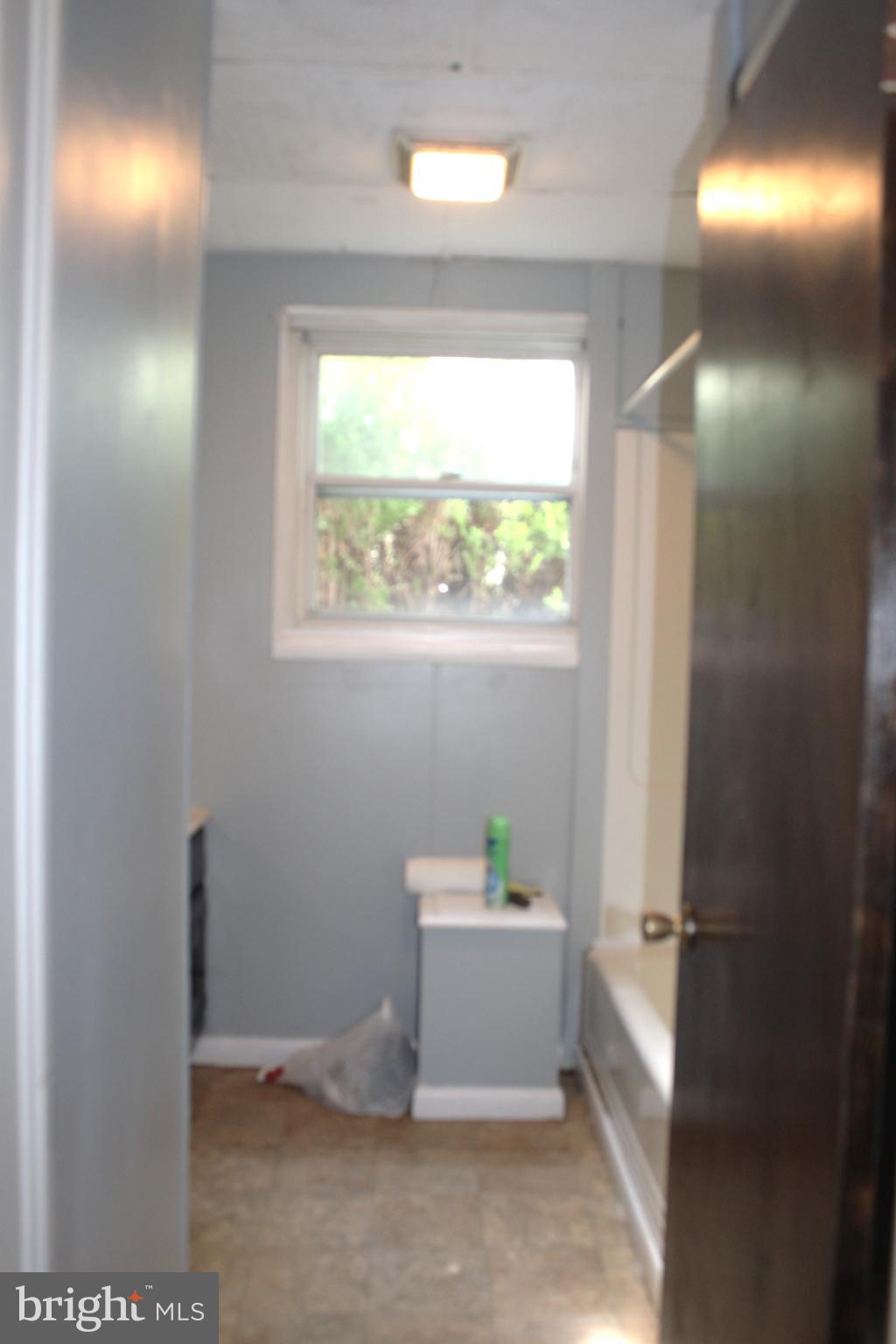 NORTH END - Residential