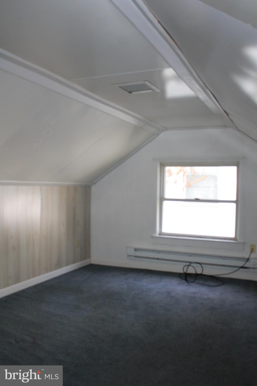 NORTH END - Residential