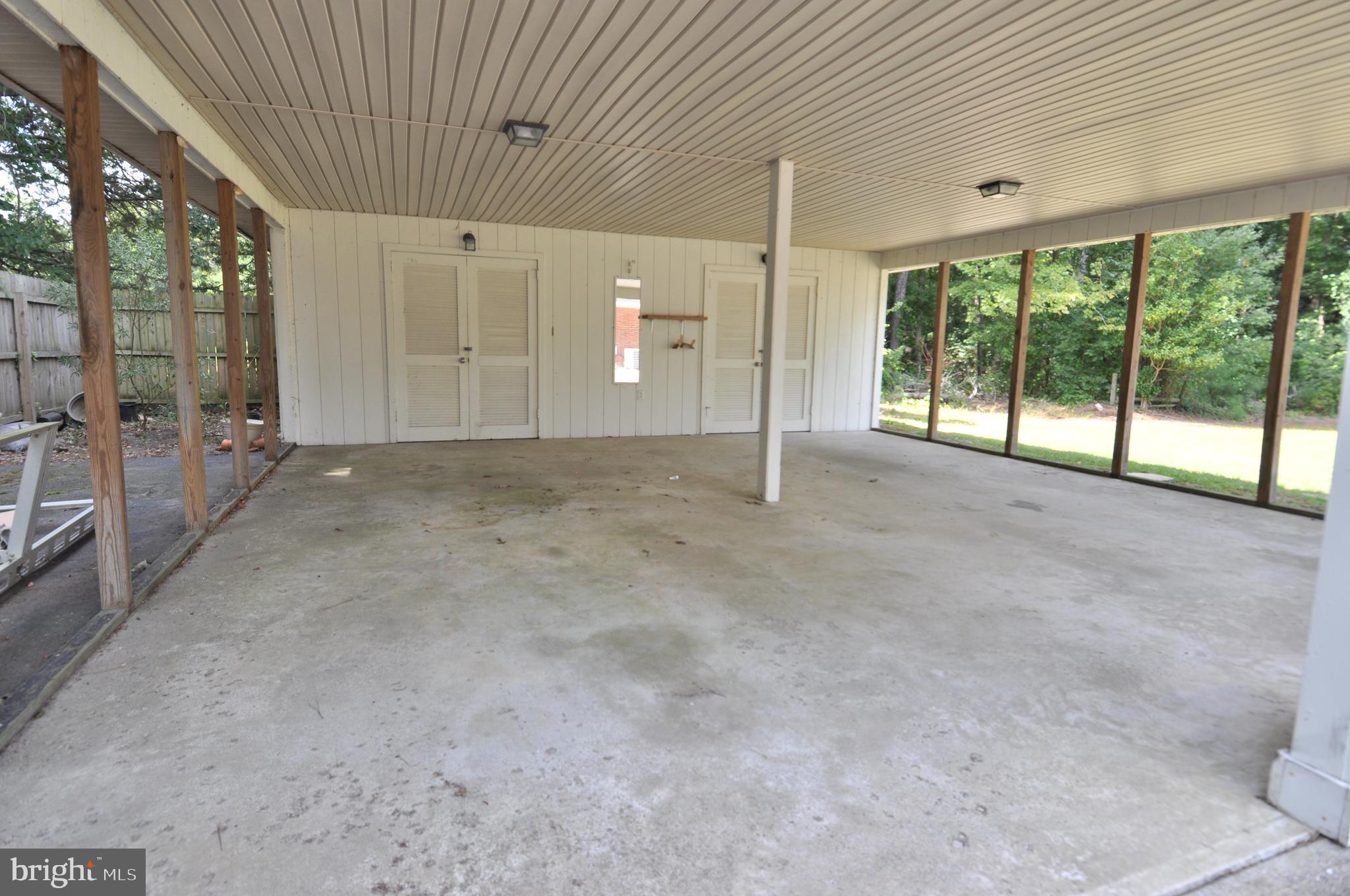 WINTER QUARTERS - Residential