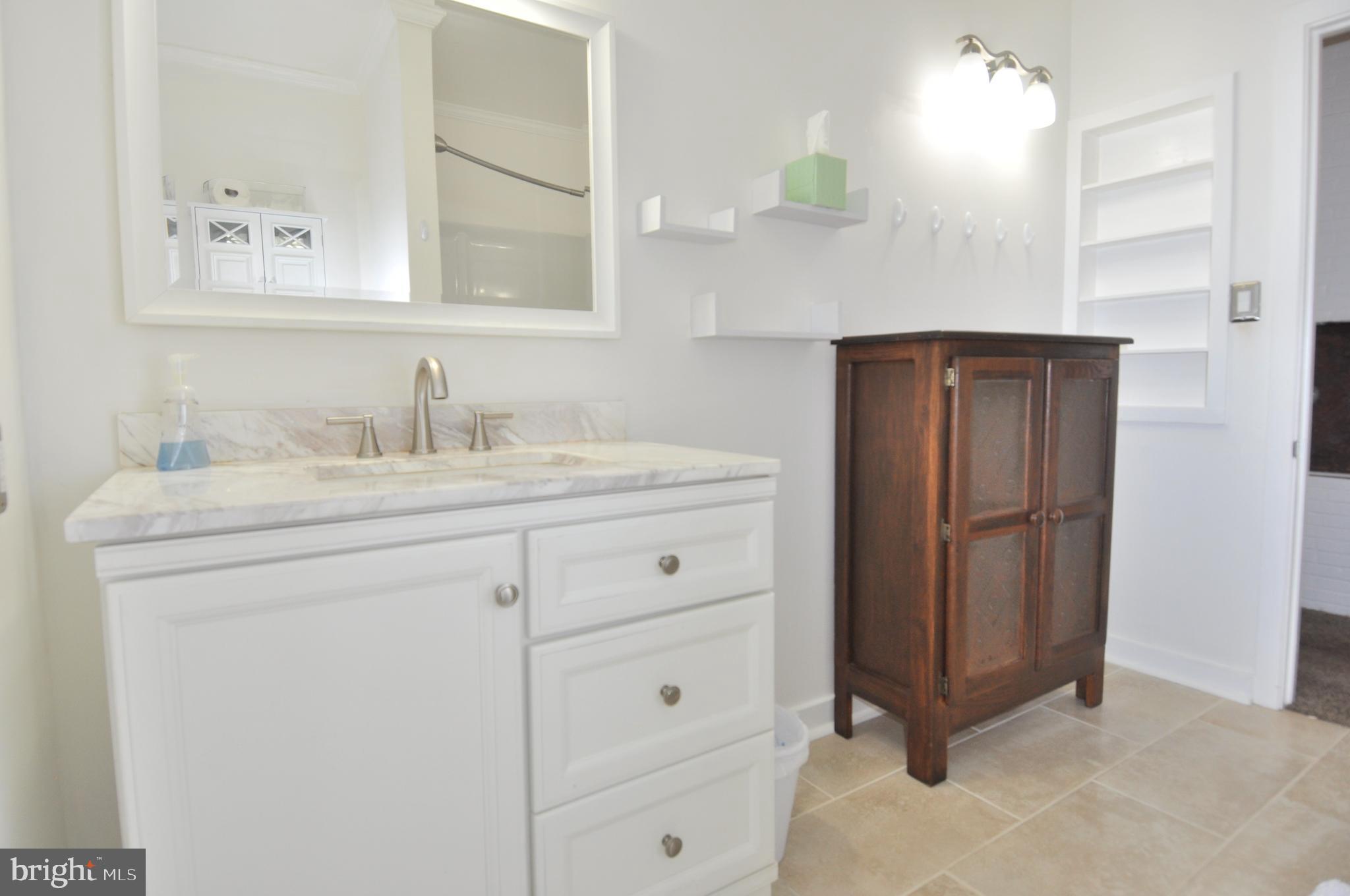 WINTER QUARTERS - Residential