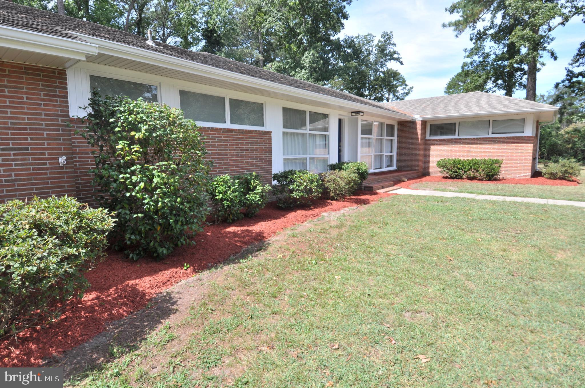 WINTER QUARTERS - Residential