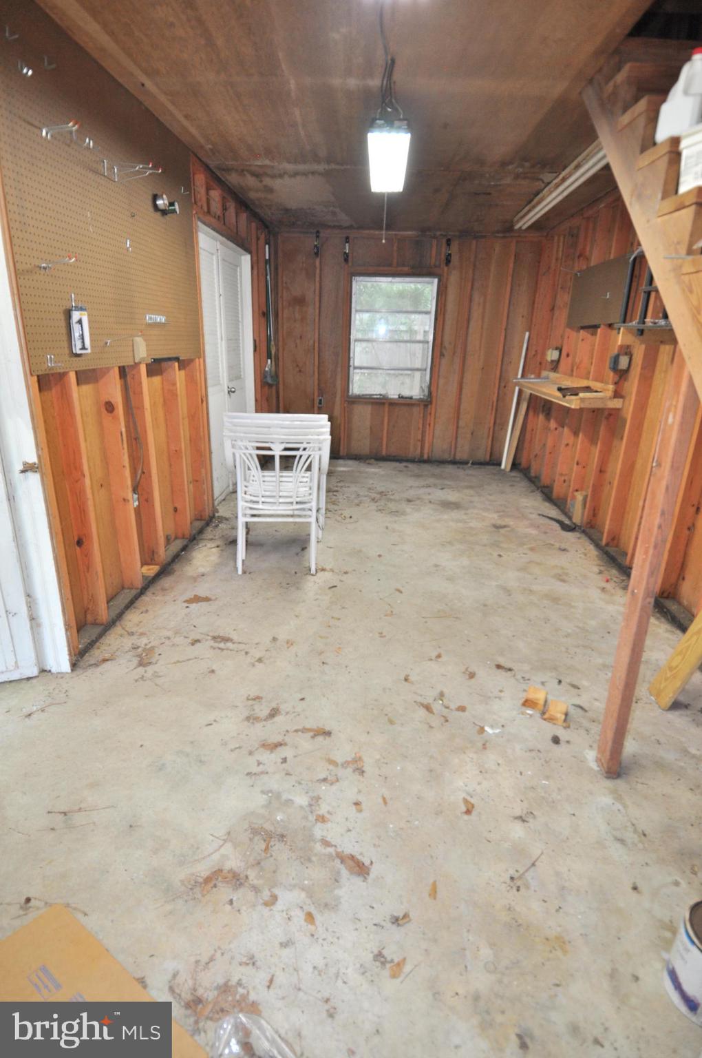 WINTER QUARTERS - Residential