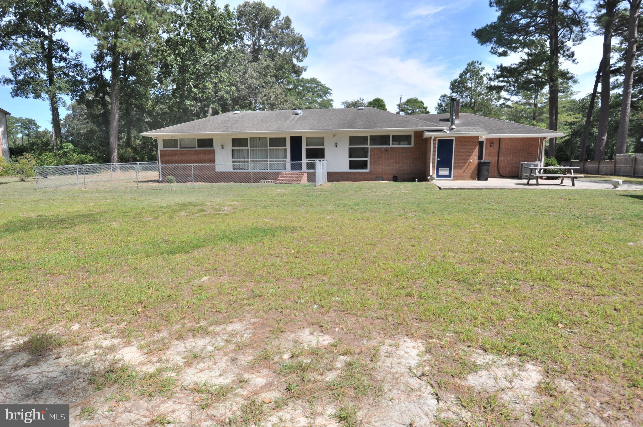 WINTER QUARTERS - Residential