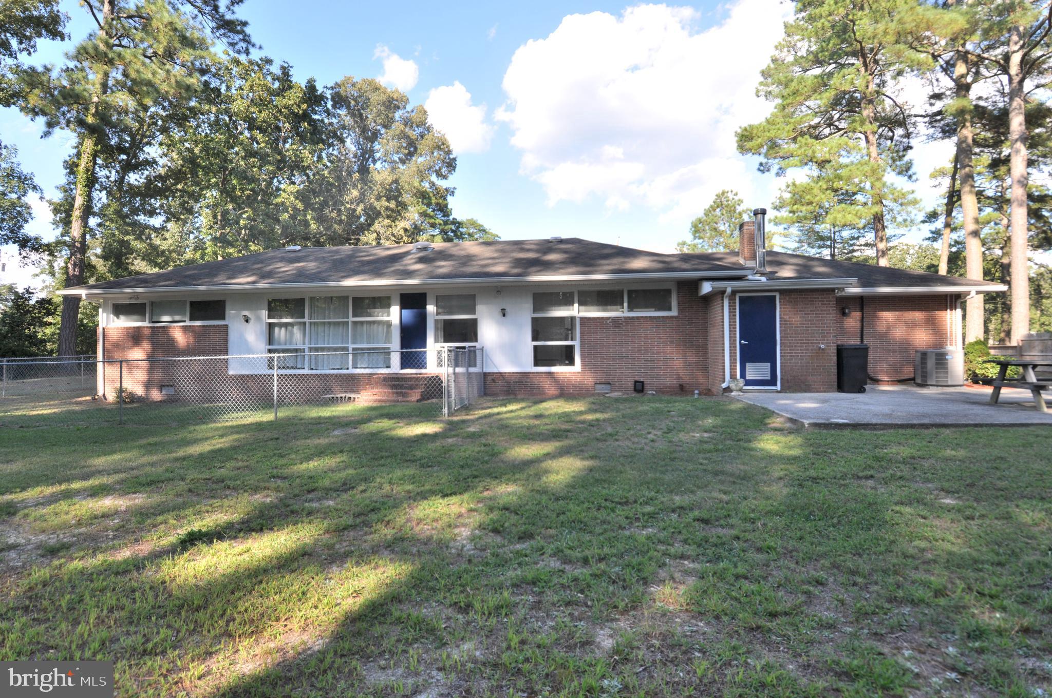 WINTER QUARTERS - Residential