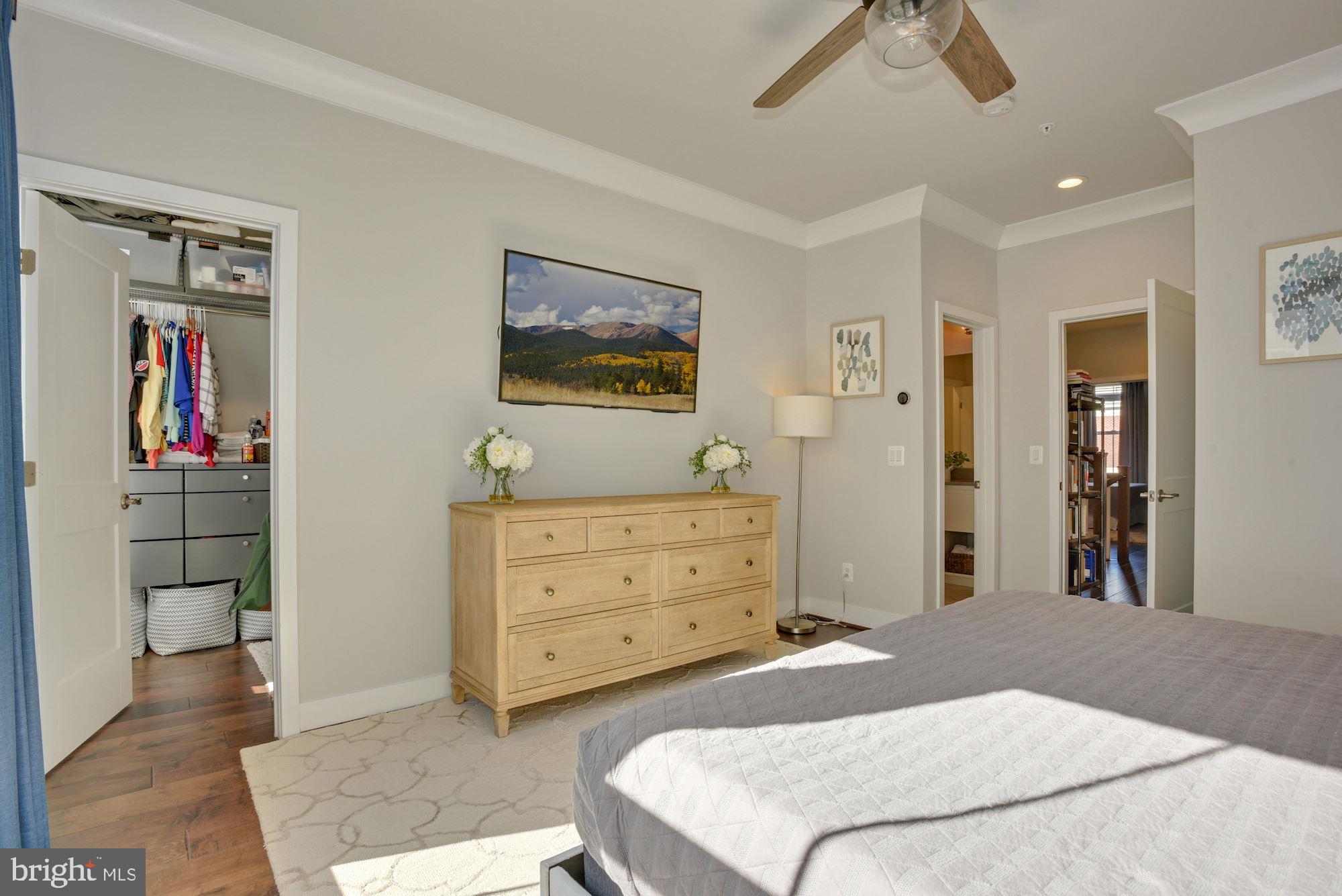 MOSAIC AT MERRIFIELD - Residential