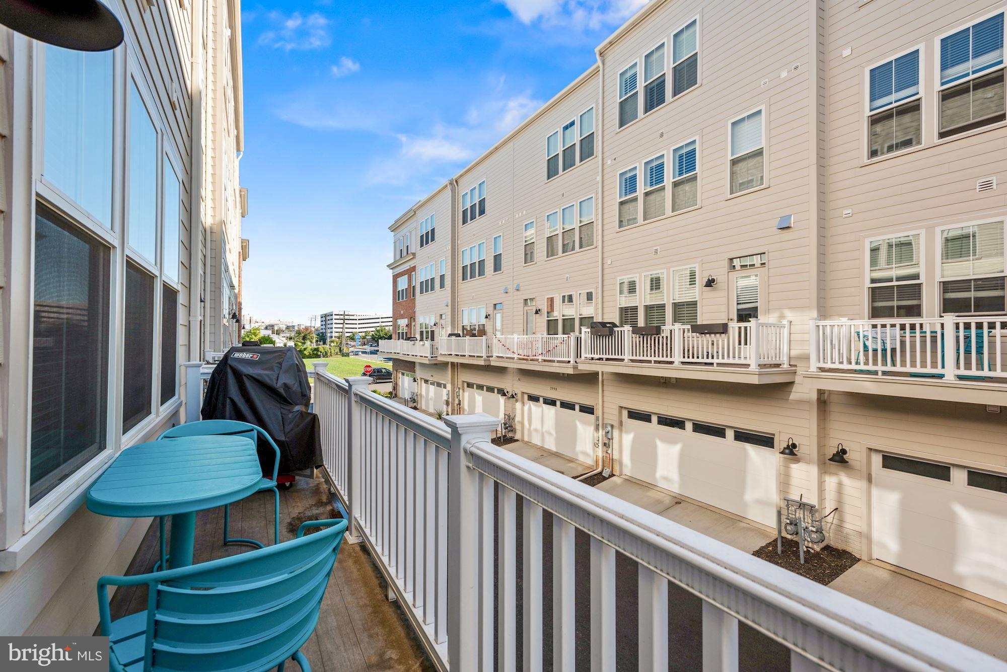 MOSAIC AT MERRIFIELD - Residential