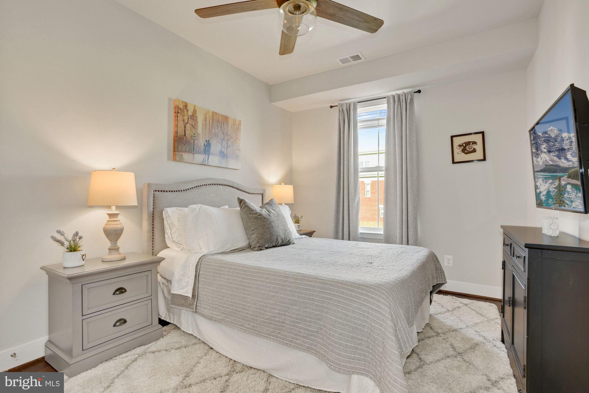 MOSAIC AT MERRIFIELD - Residential