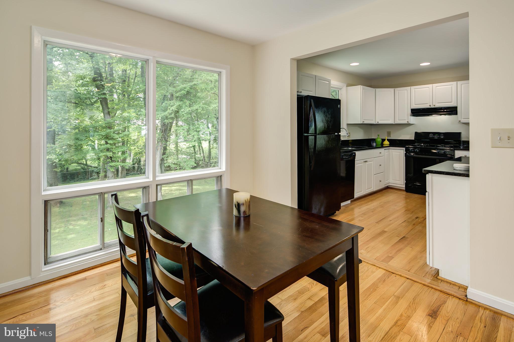 FAIRFAX VILLA - Residential