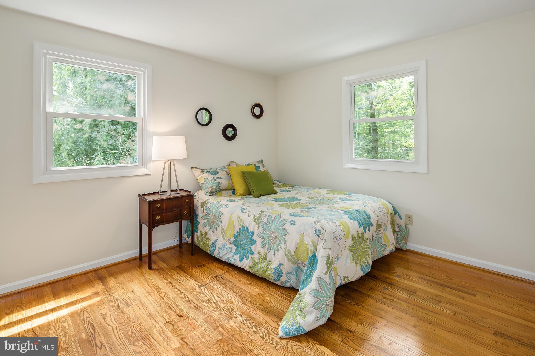 FAIRFAX VILLA - Residential