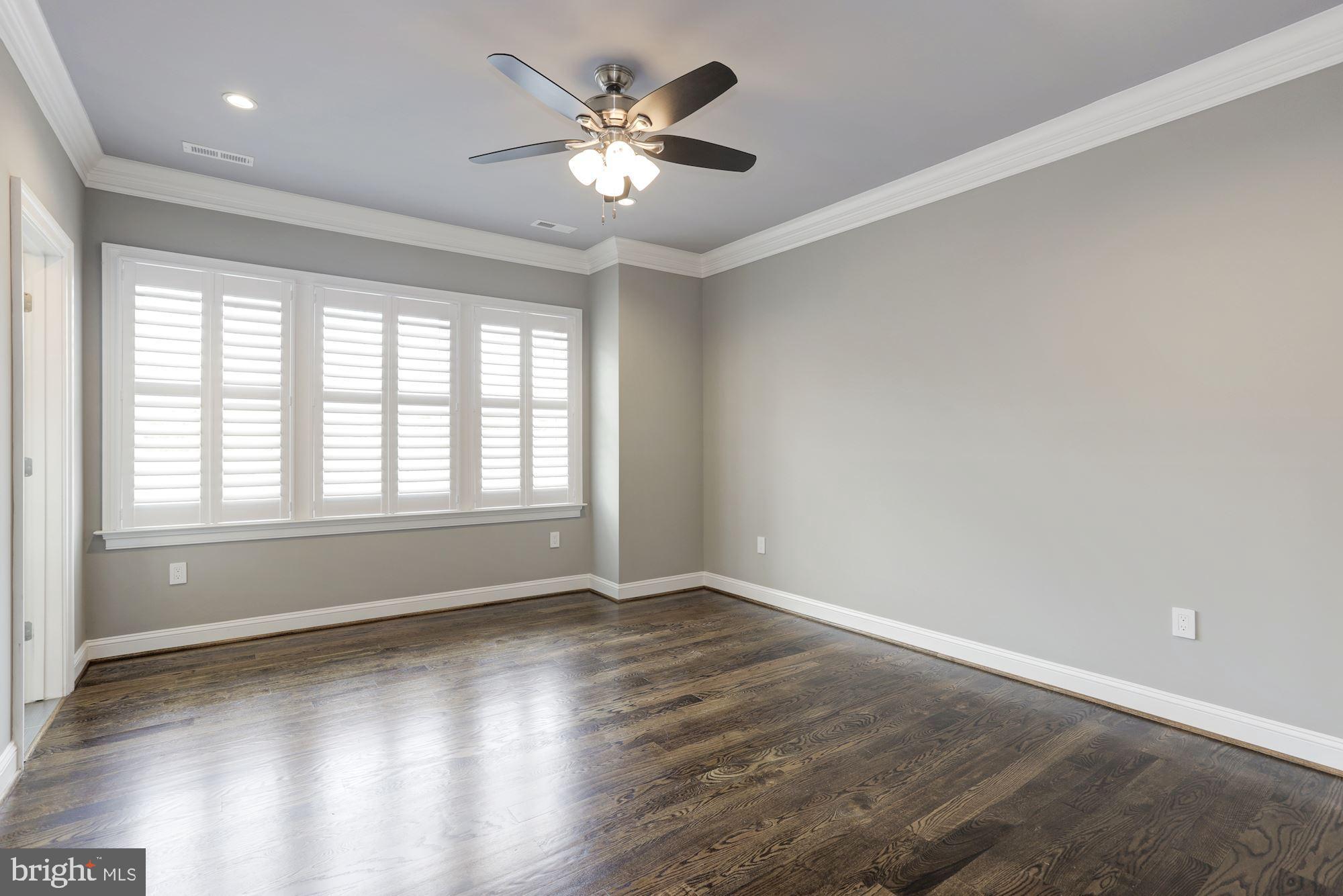 KENT GARDENS - Residential