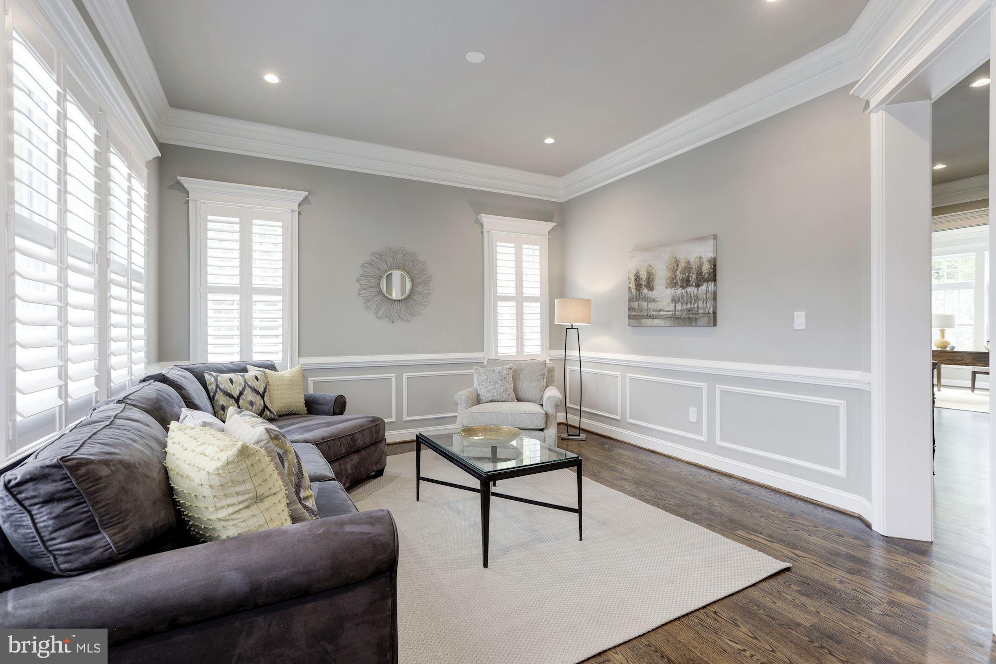 KENT GARDENS - Residential