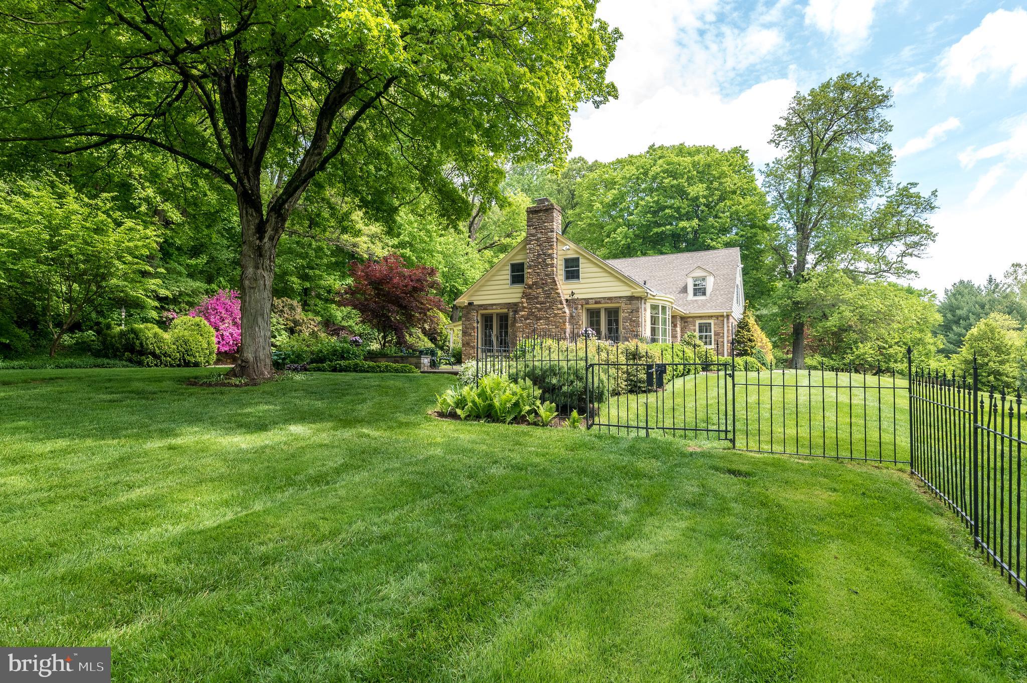 SPRING VALLEY - Land