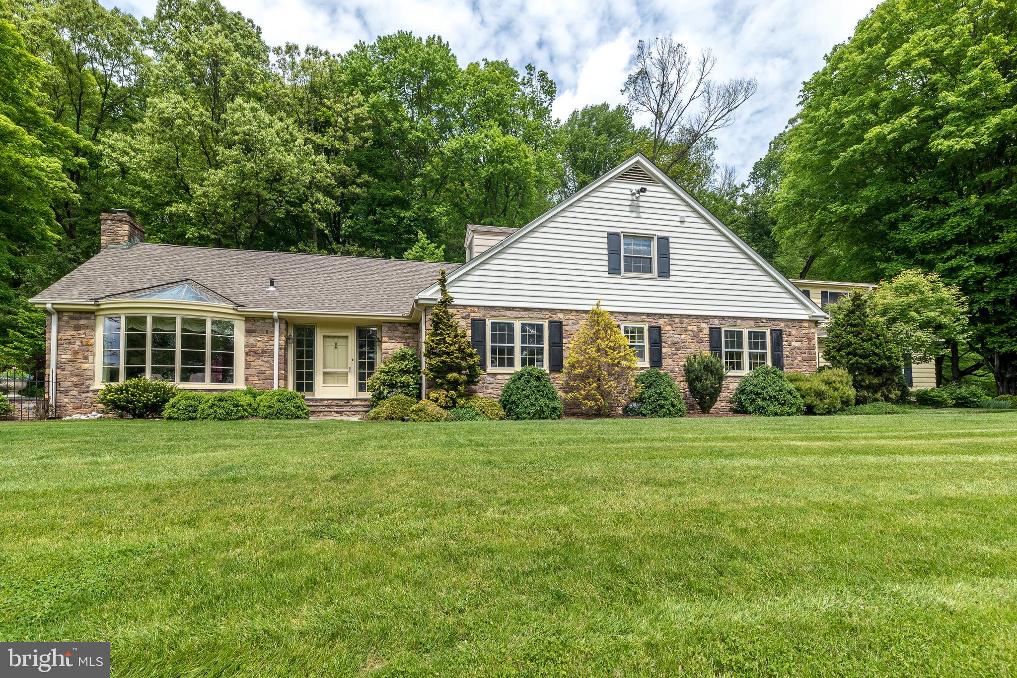 SPRING VALLEY - Land