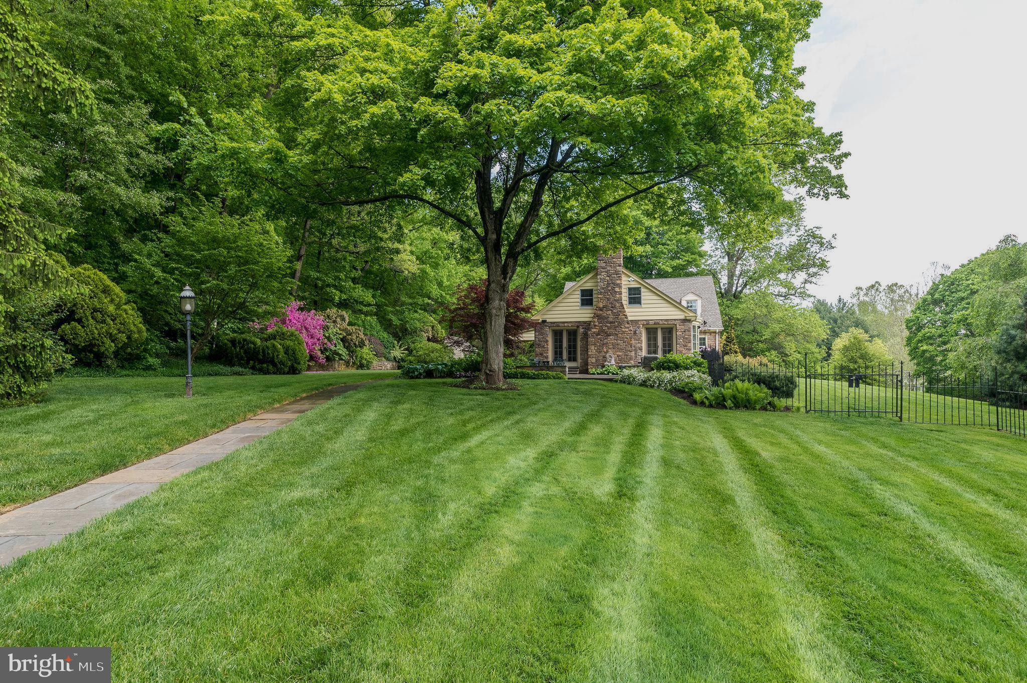 SPRING VALLEY - Land