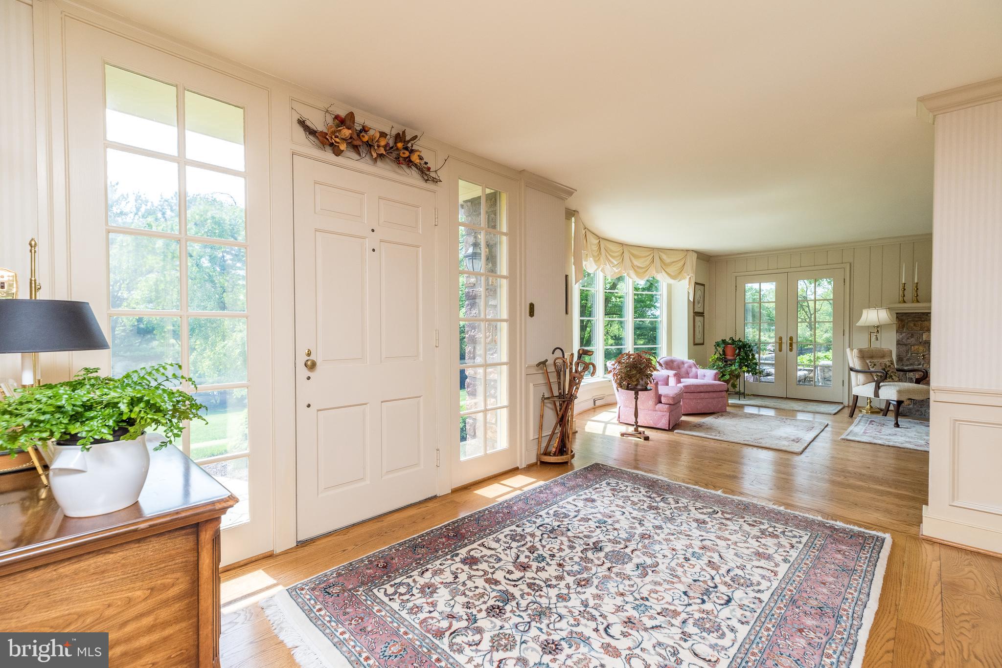 SPRING VALLEY - Land