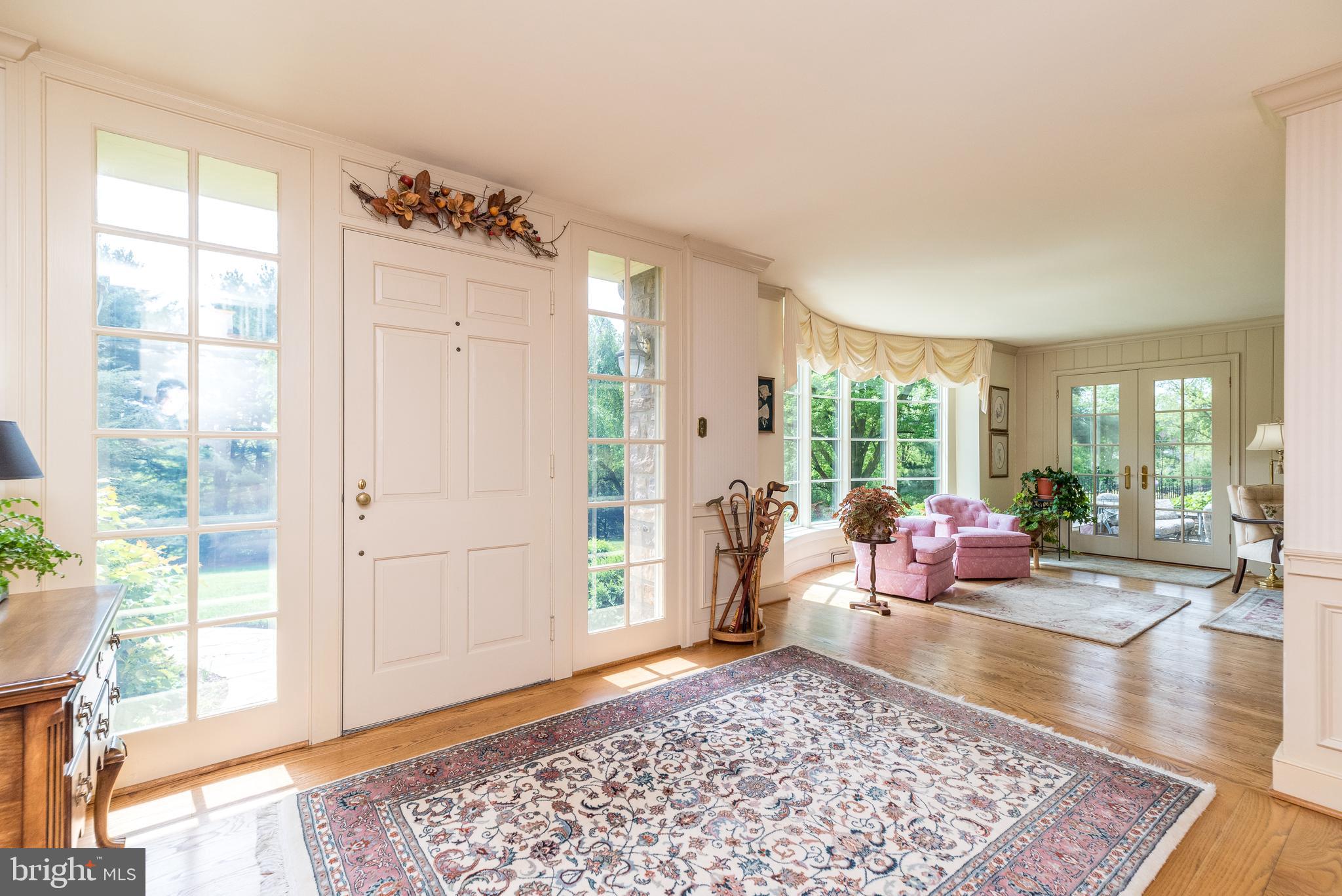 SPRING VALLEY - Land