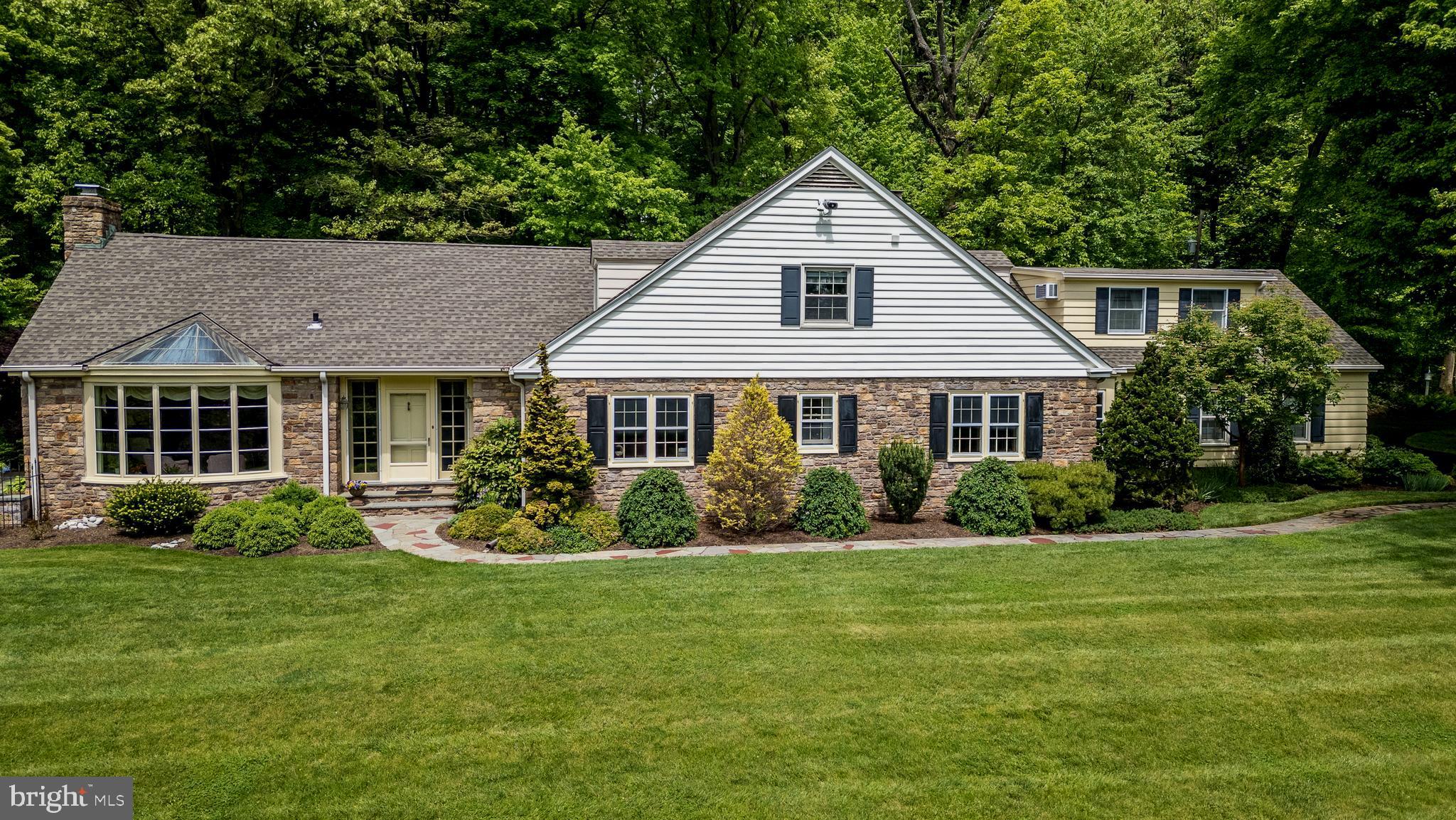 SPRING VALLEY - Land