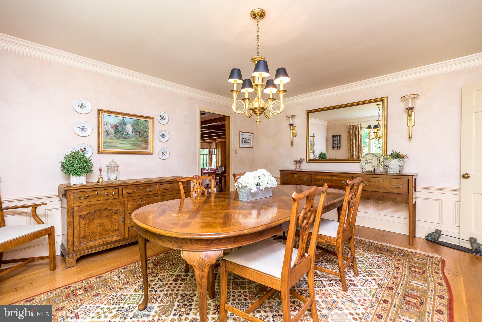 SPRING VALLEY - Land