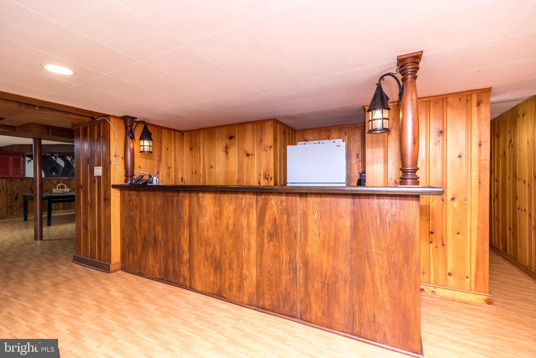 SPRING VALLEY - Land