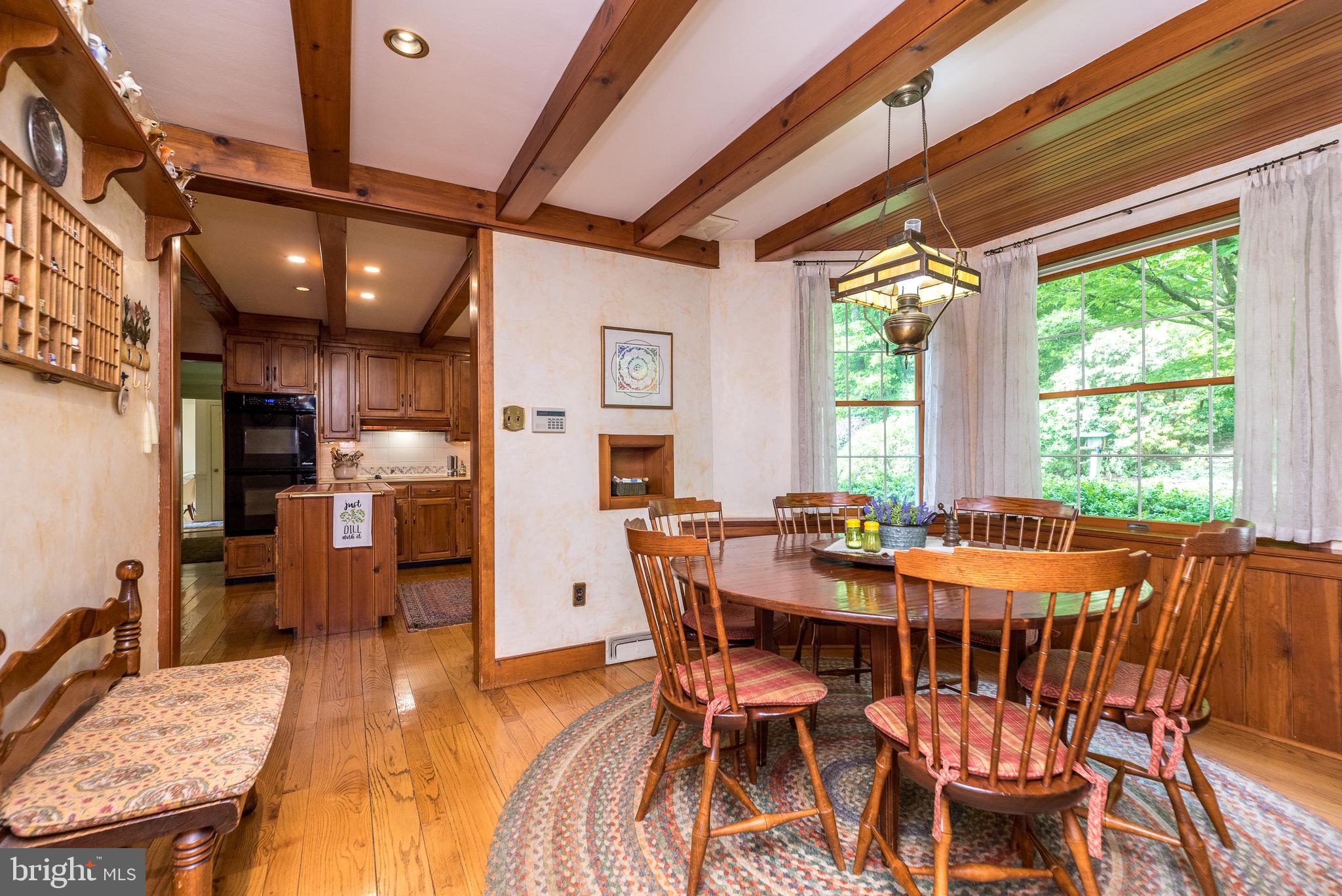 SPRING VALLEY - Land