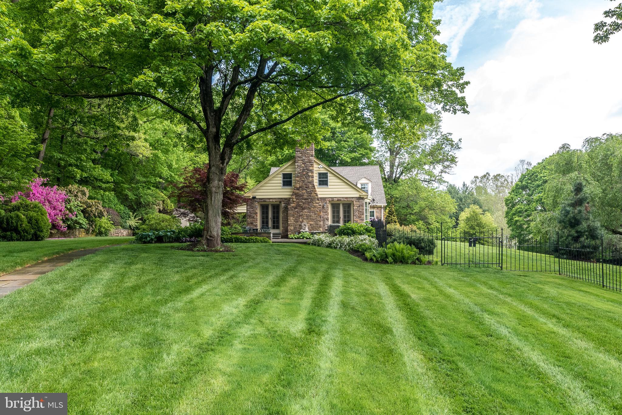 SPRING VALLEY - Land