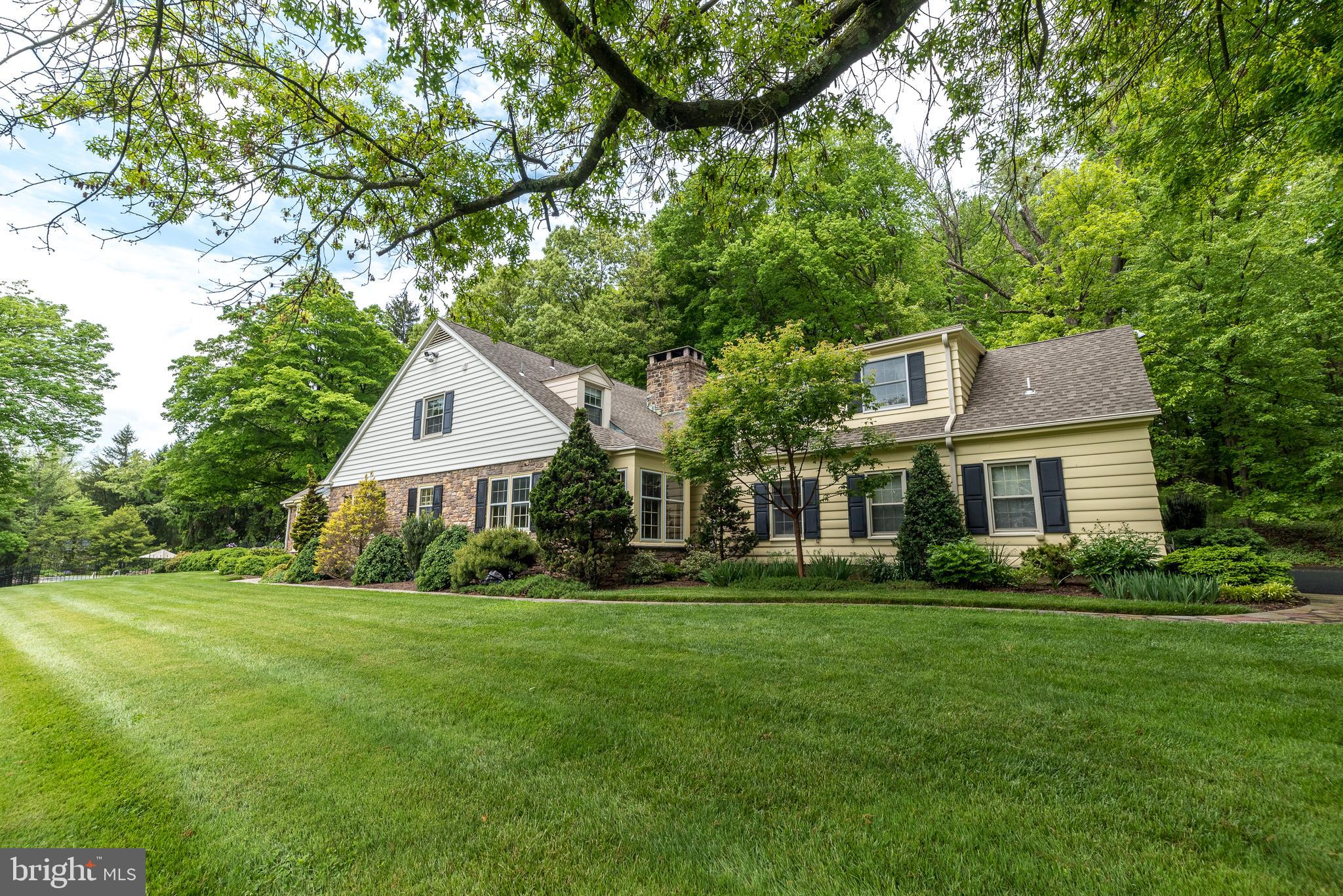 SPRING VALLEY - Land