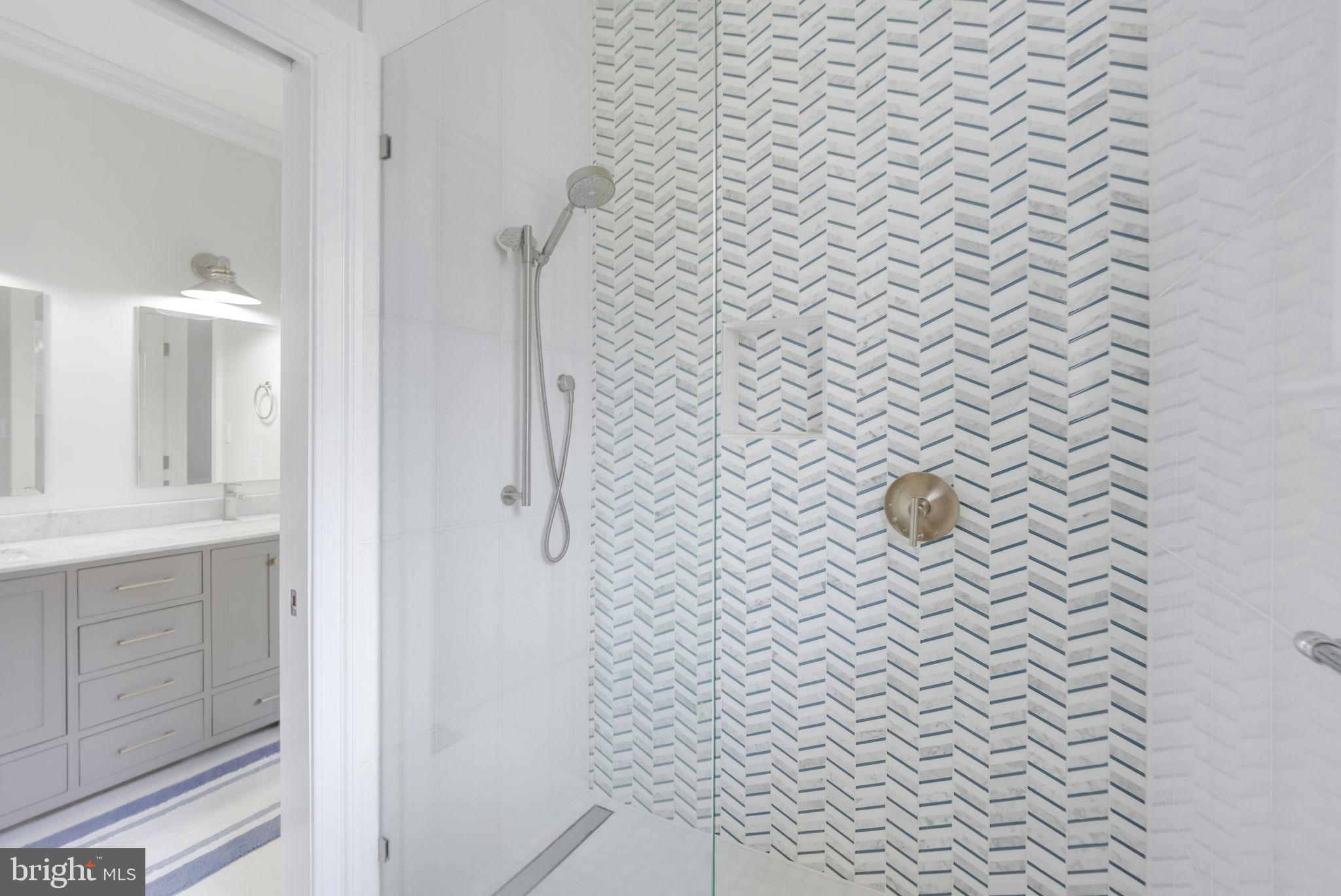 HIDDEN SPRINGS - Residential