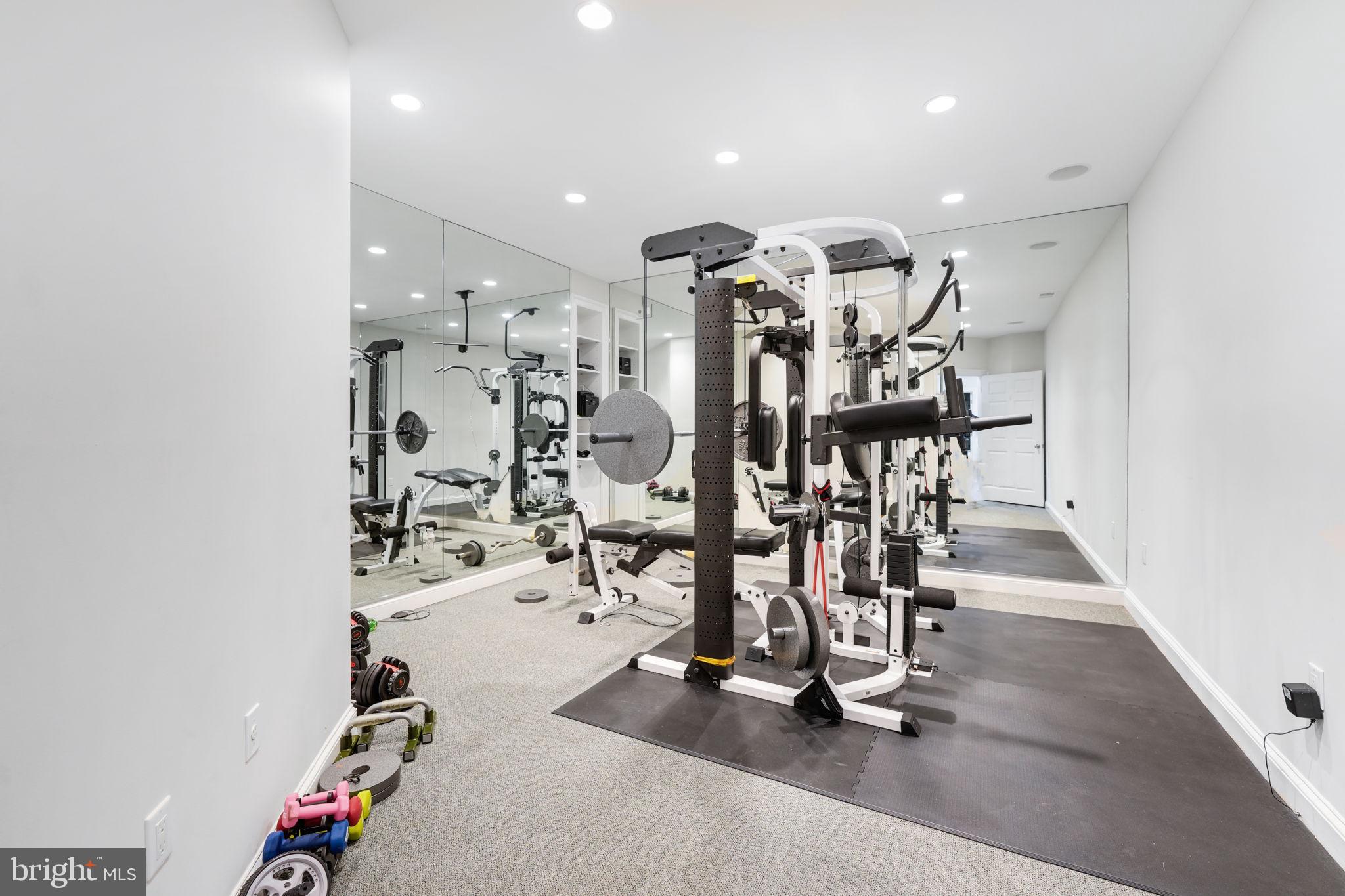 HIDDEN SPRINGS - Residential