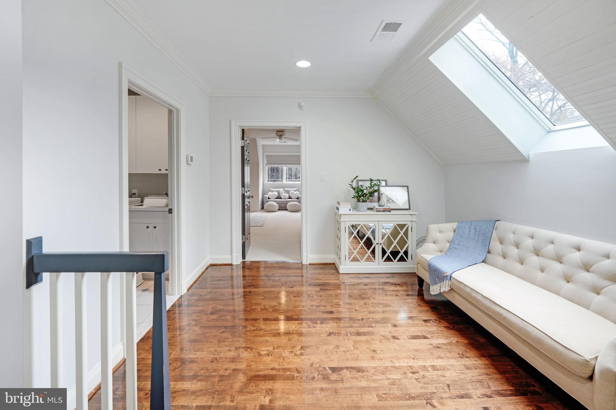 HIDDEN SPRINGS - Residential