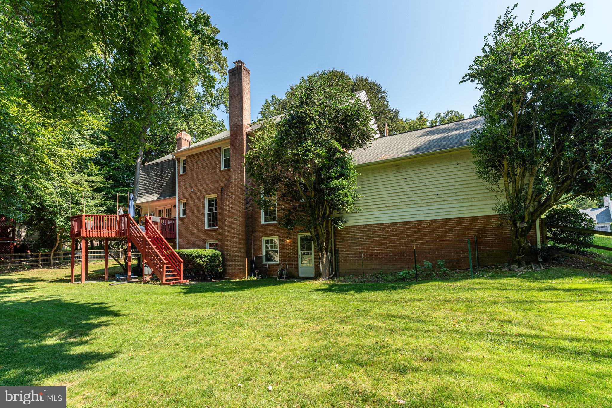 HERITAGE FARM - Residential Lease