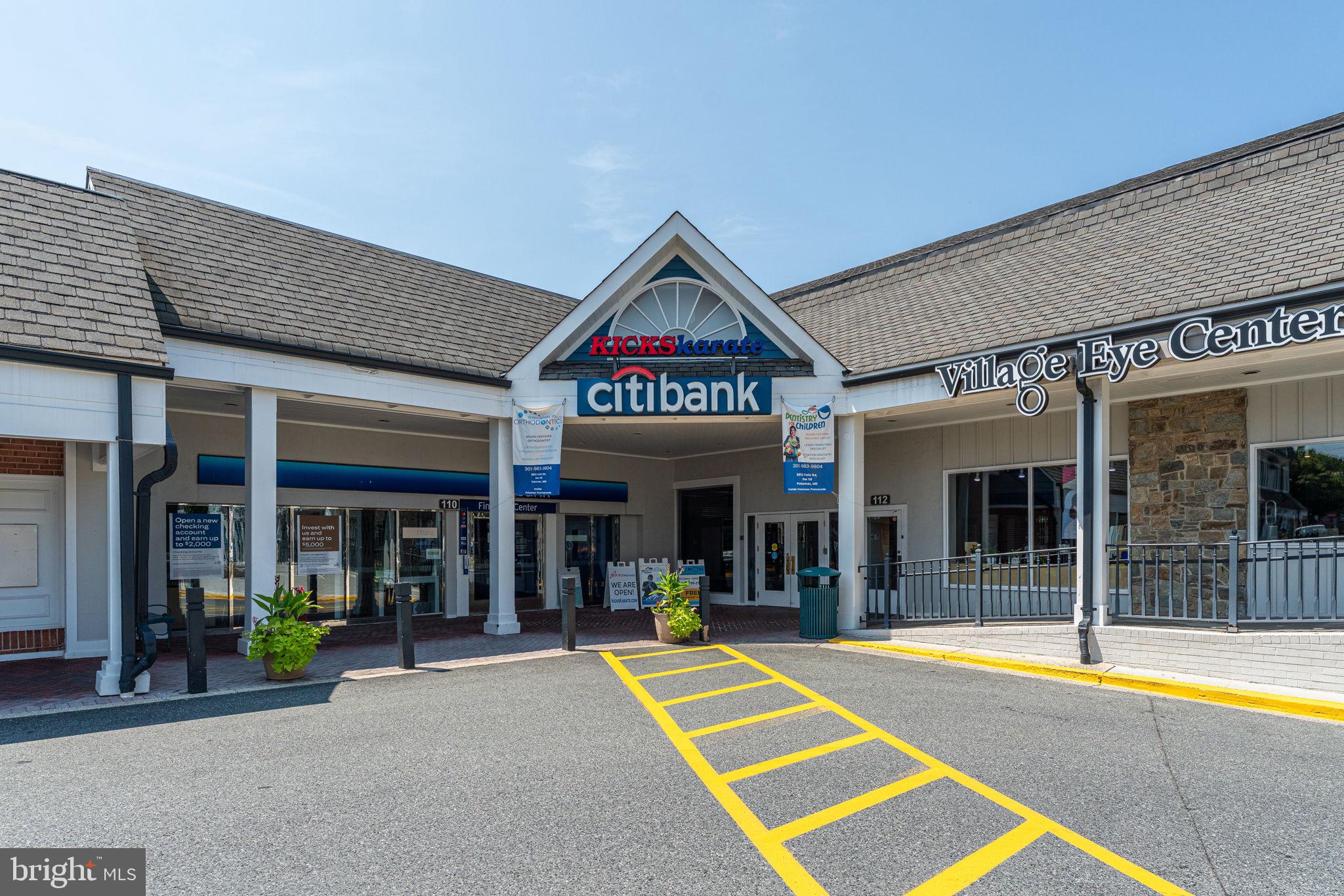 HERITAGE FARM - Residential Lease