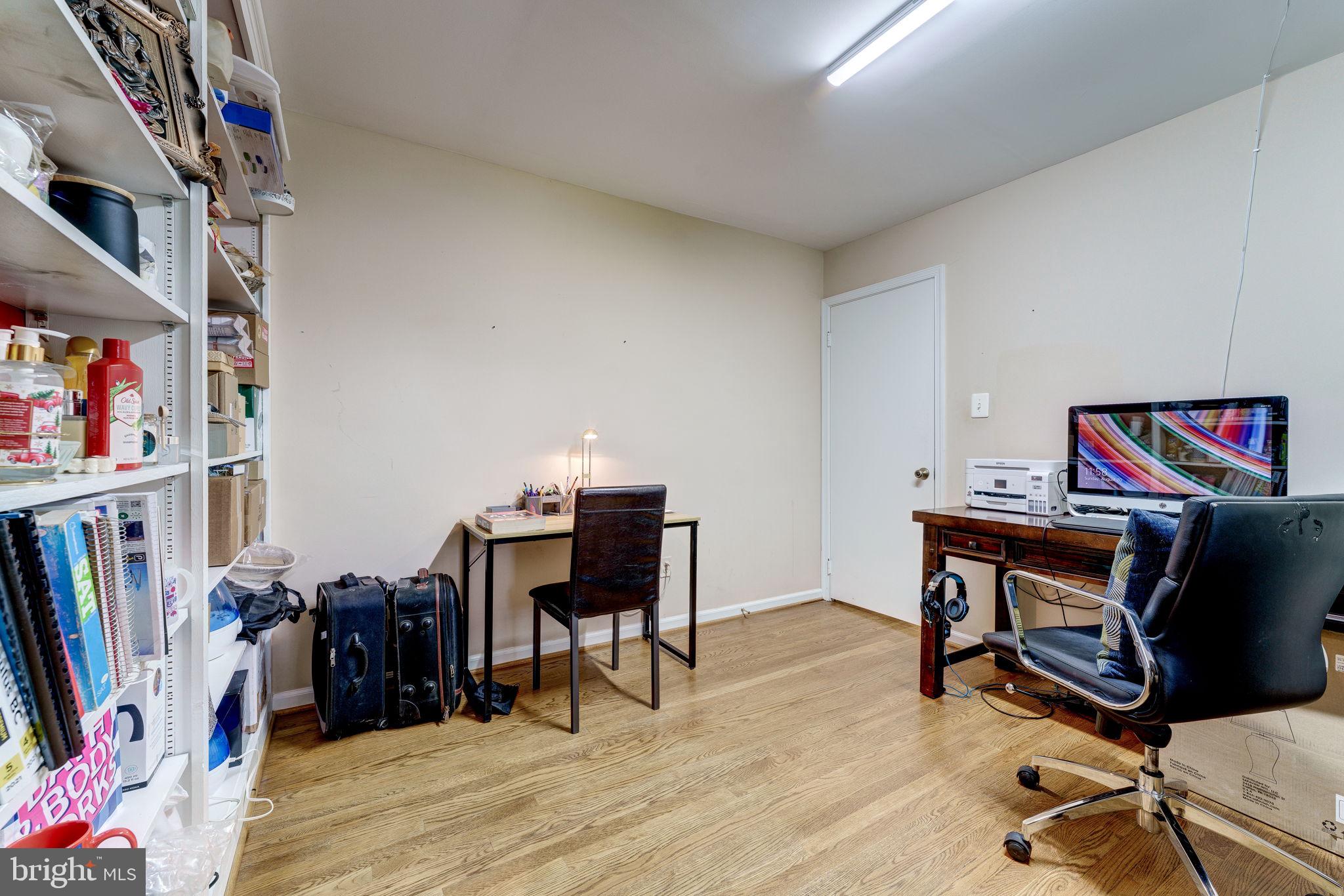 HERITAGE FARM - Residential Lease