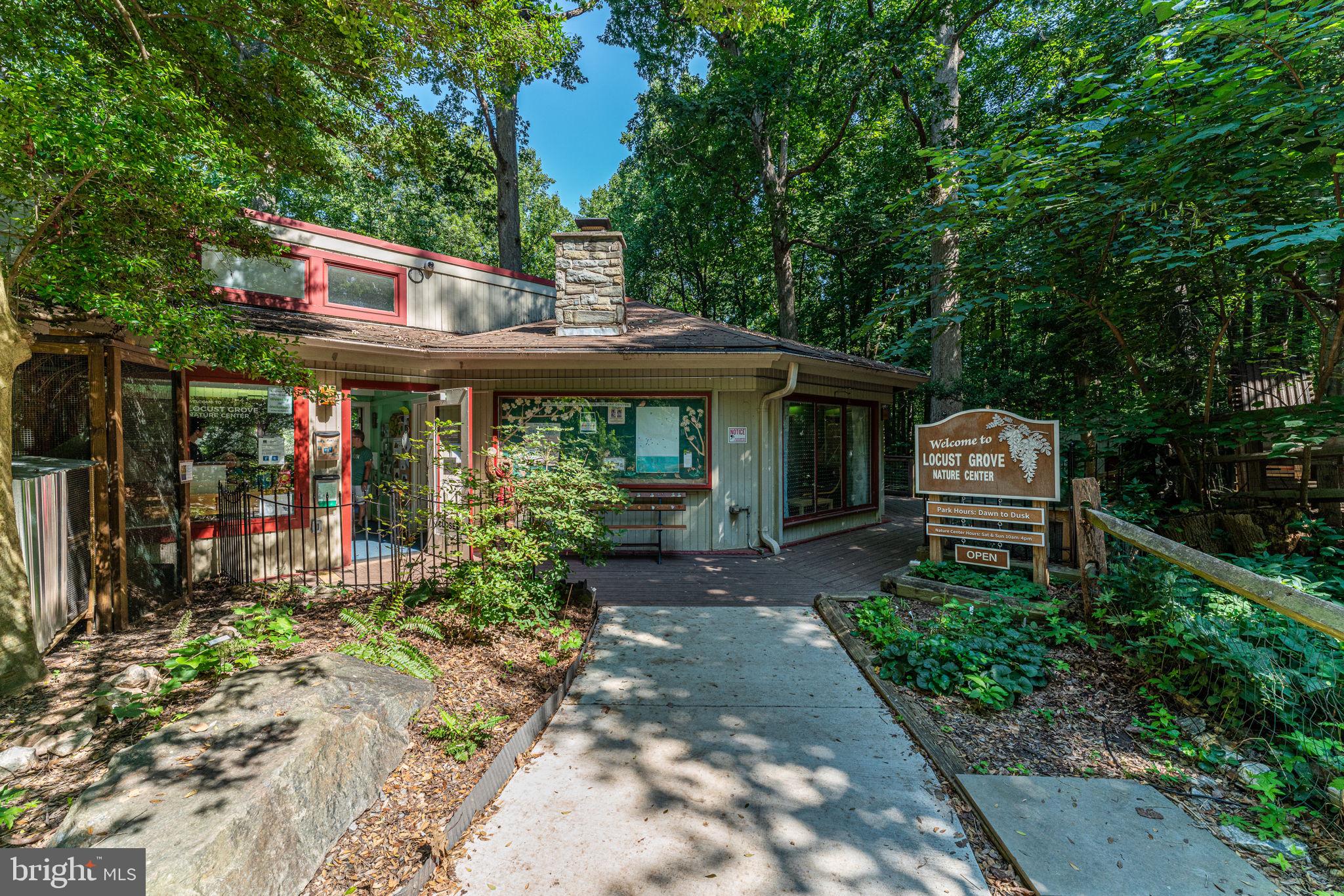 HERITAGE FARM - Residential Lease