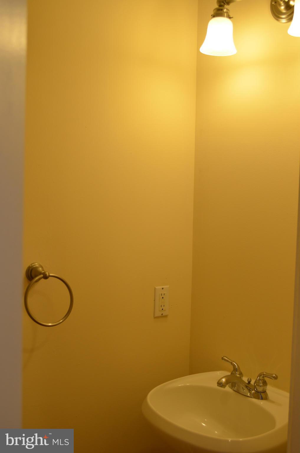 CANTON - Residential Lease